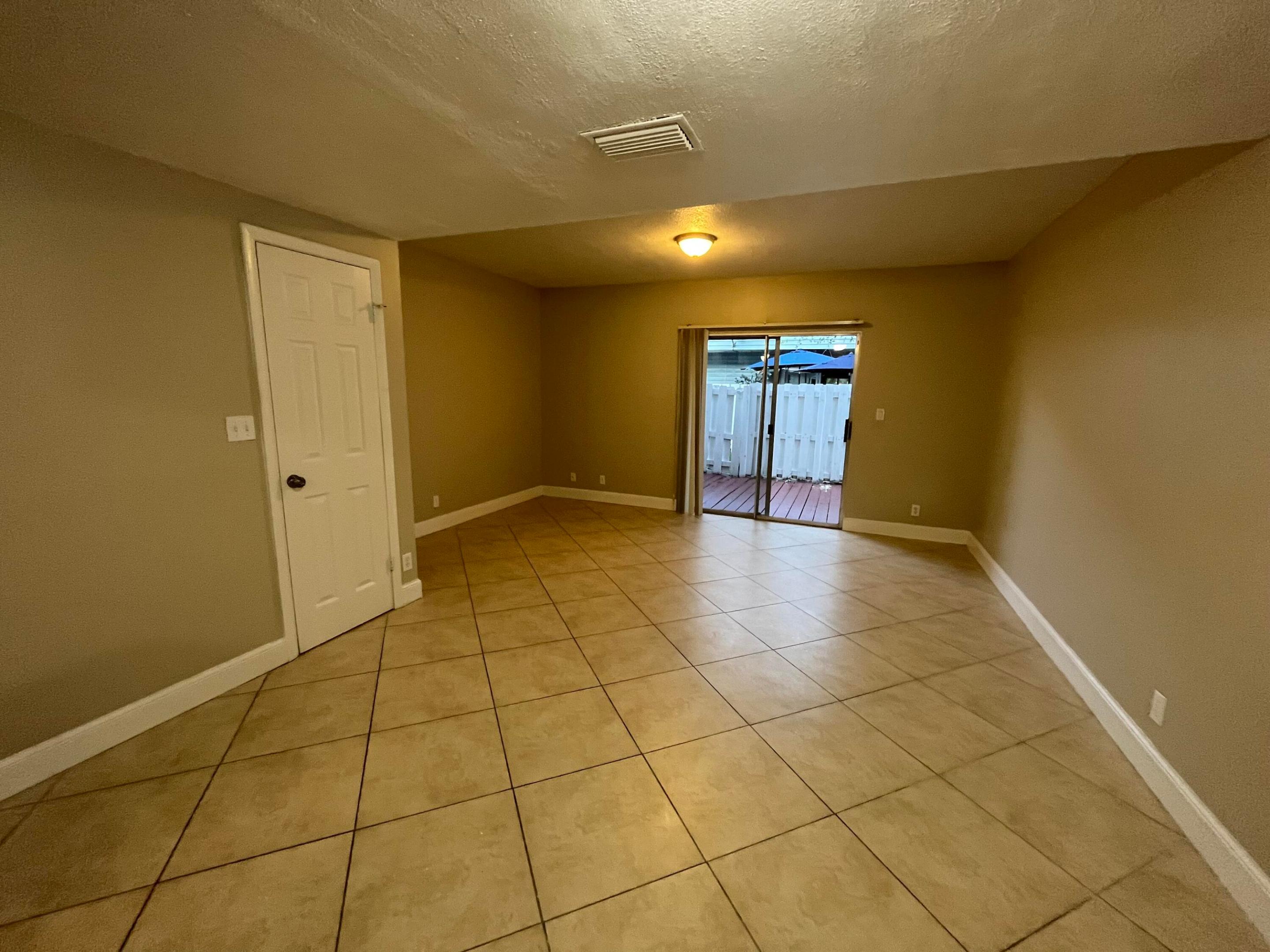 SUN PLAT - Residential Lease