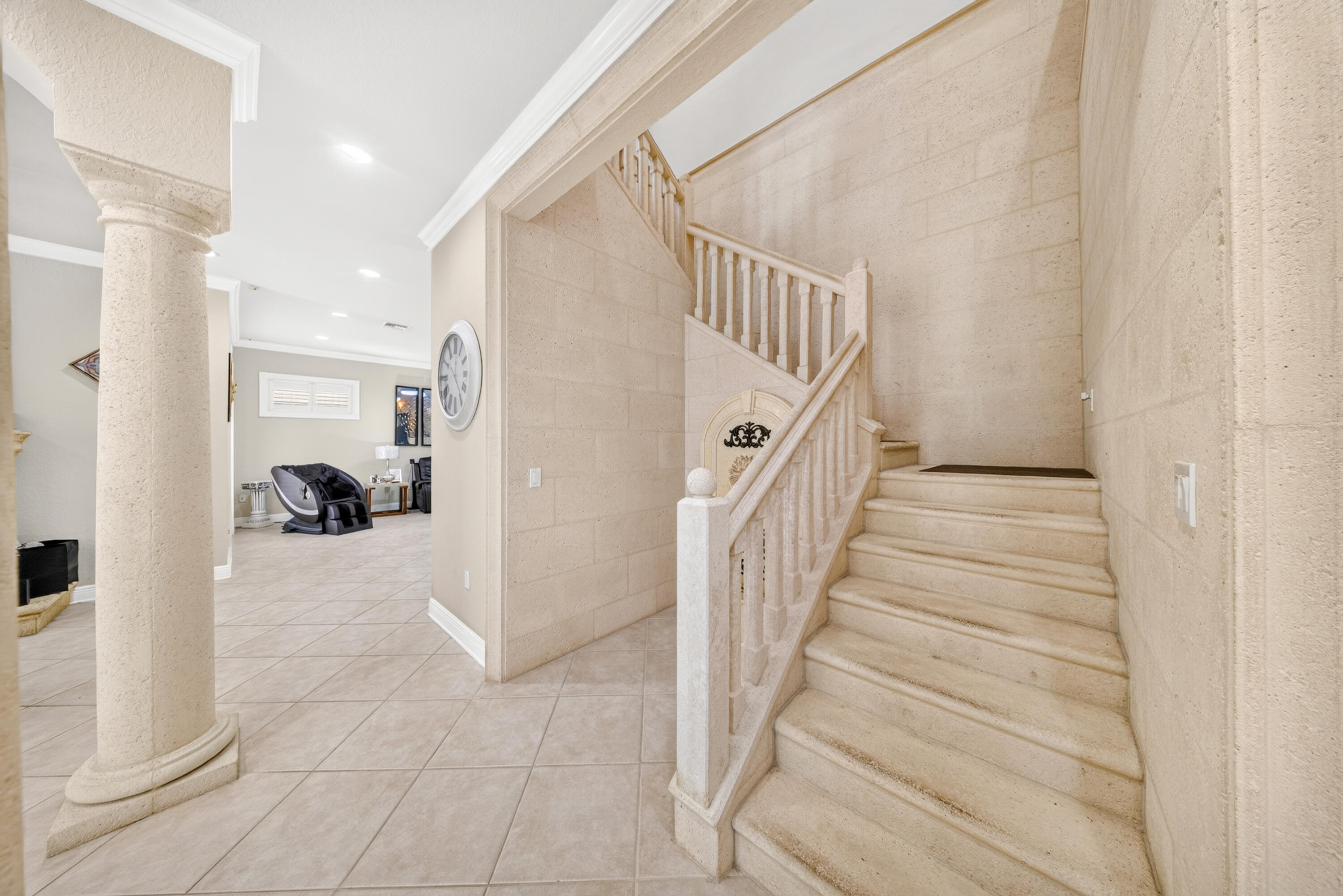 WINDING CREEK - Residential