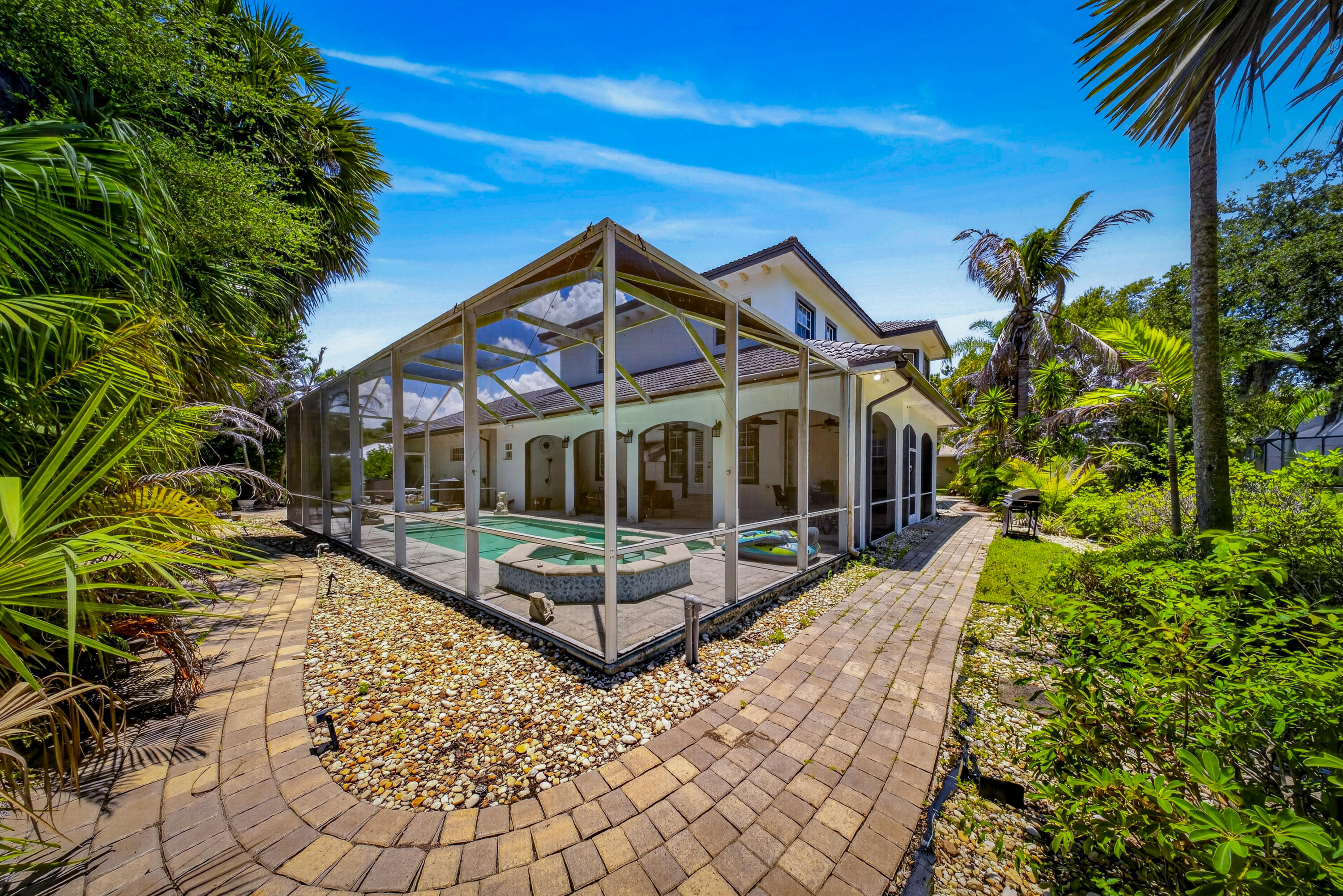 WINDING CREEK - Residential