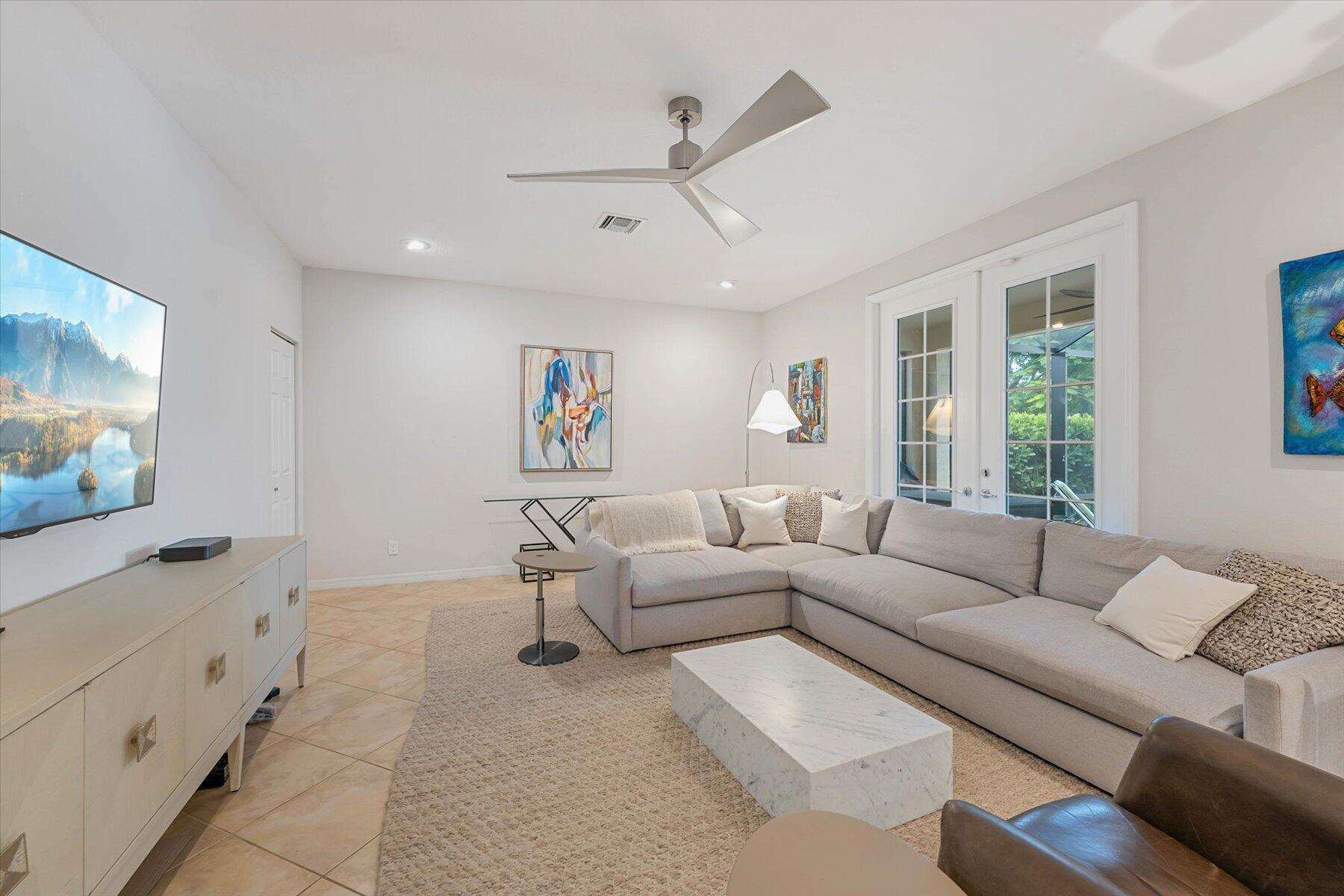 OAKMONT ESTATES PUD - Residential Lease