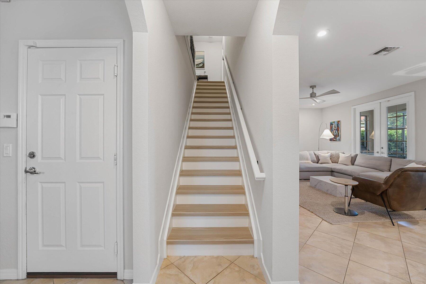 OAKMONT ESTATES PUD - Residential Lease