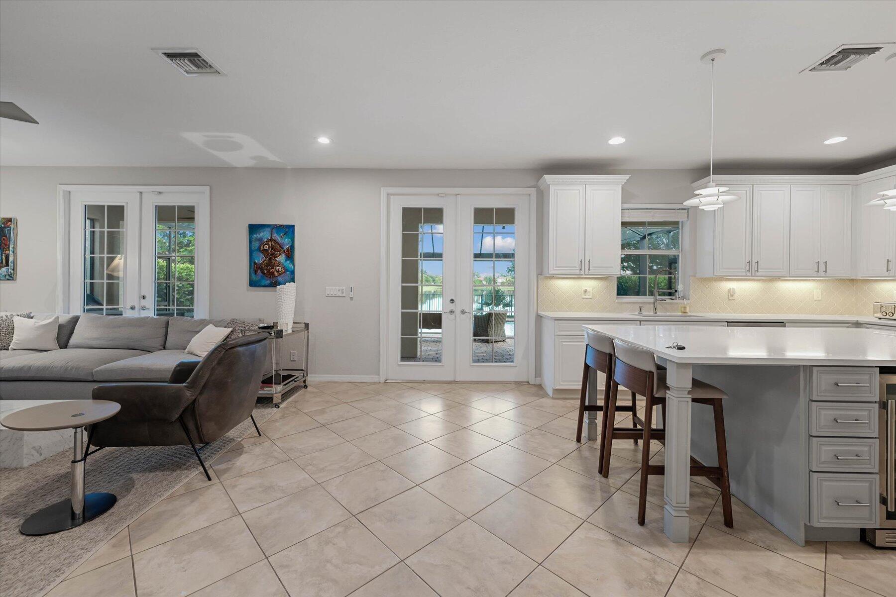 OAKMONT ESTATES PUD - Residential Lease