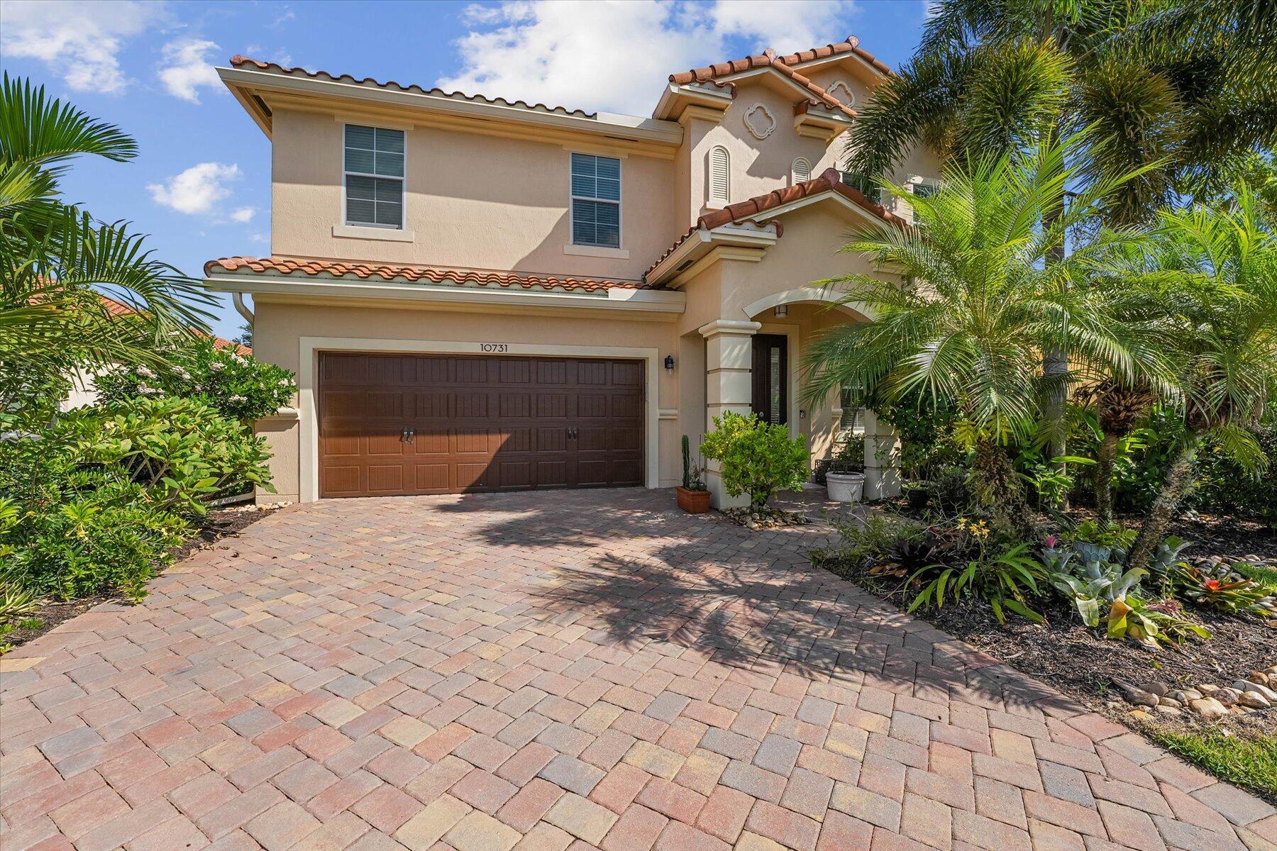 OAKMONT ESTATES PUD - Residential Lease