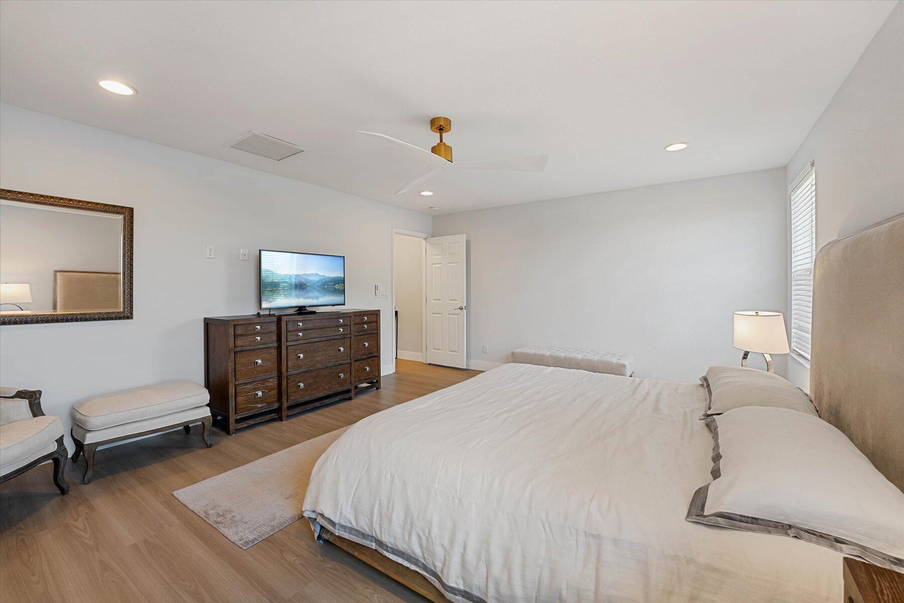 OAKMONT ESTATES PUD - Residential Lease