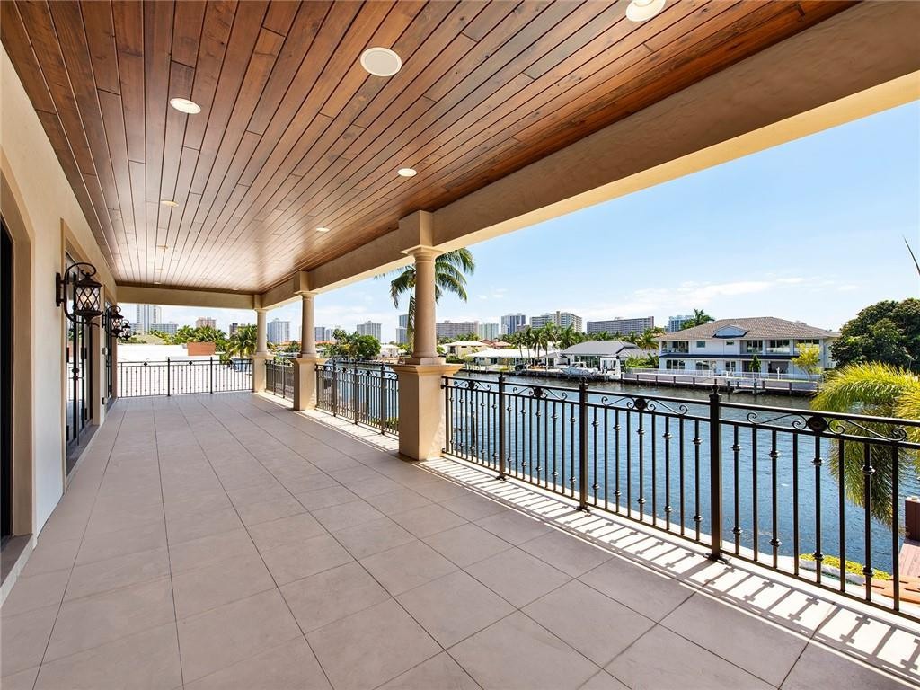 Coral Ridge Country Club - Residential