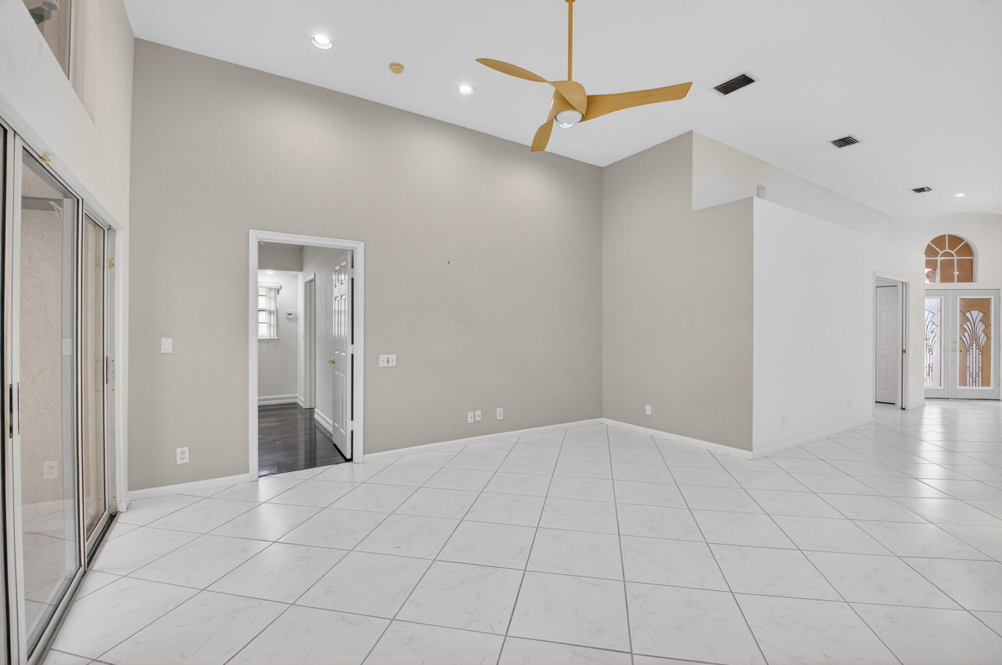 Newport Cove - Residential Lease