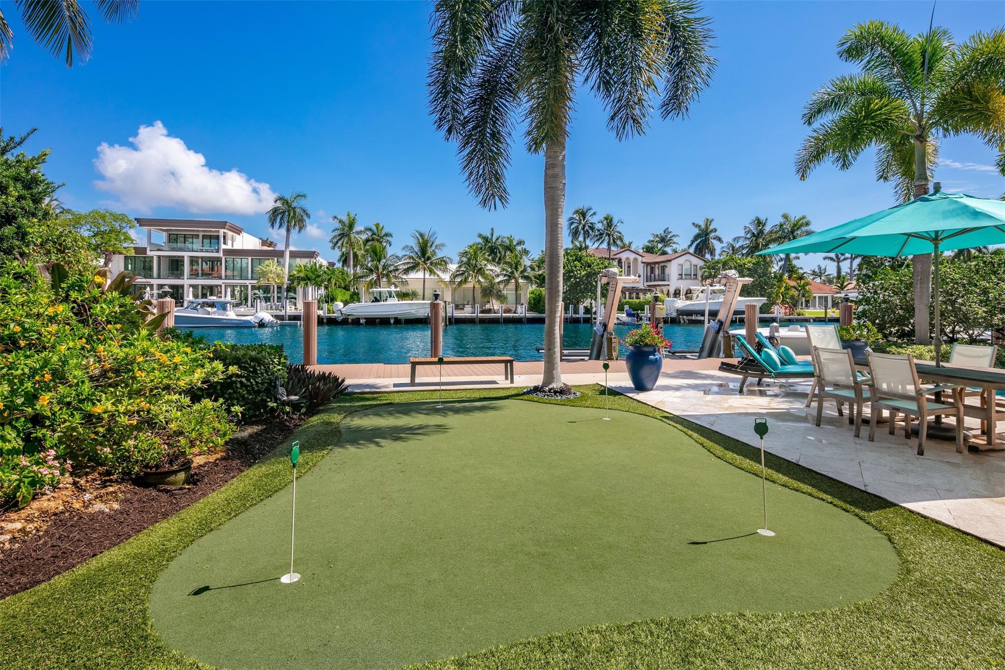 HARBOR BEACH - Residential