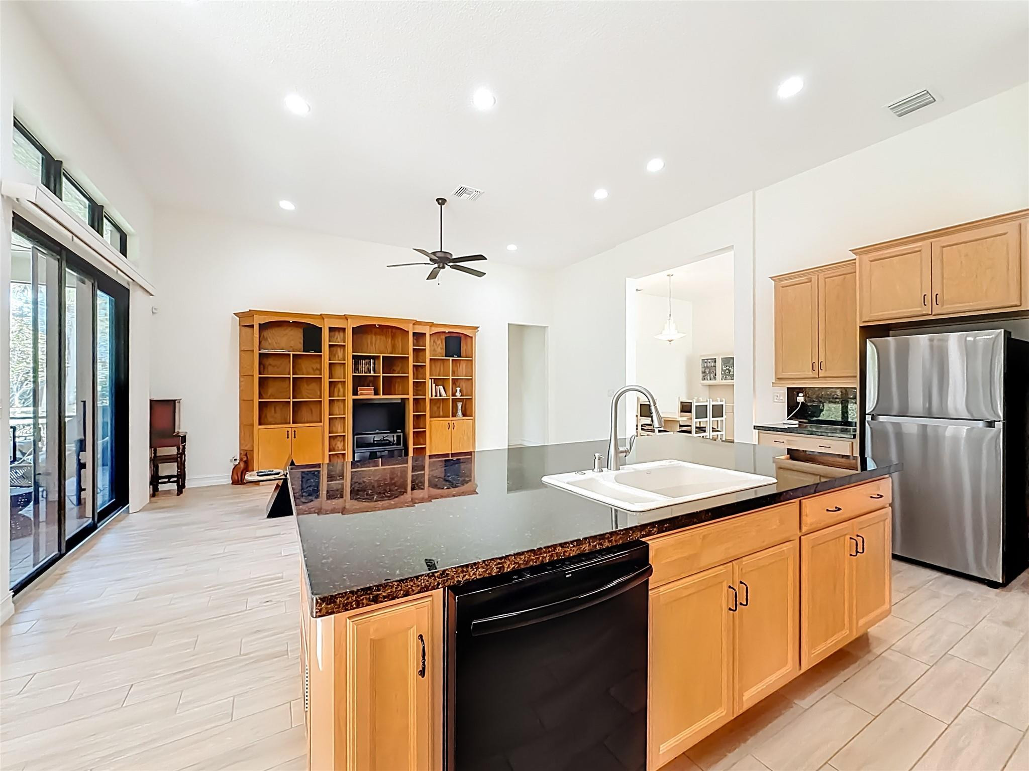Parkland Royale 182-60 B - Residential