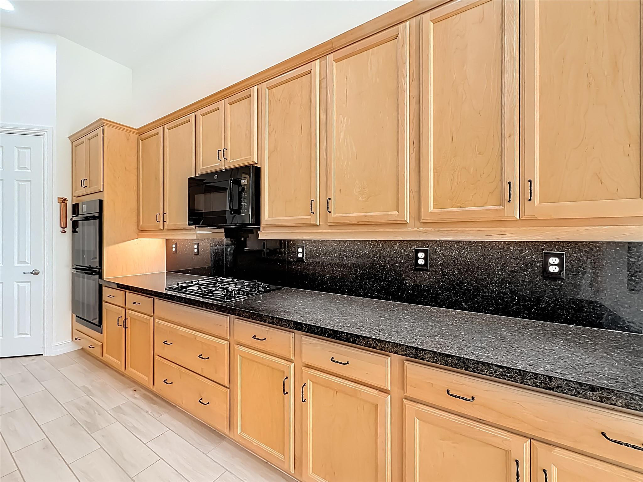 Parkland Royale 182-60 B - Residential