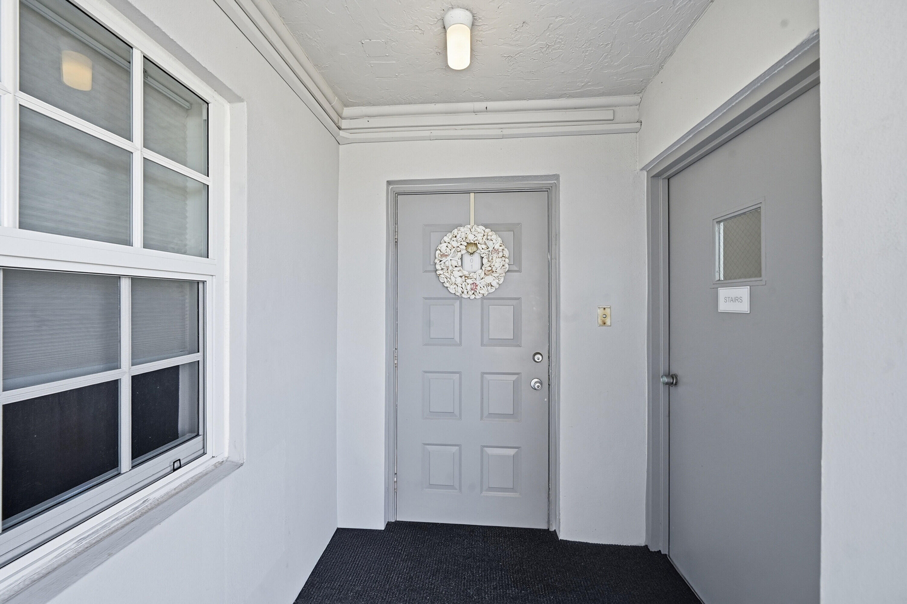 NO 104 PALM-AIRE COUNTRY CLUB - Residential Lease