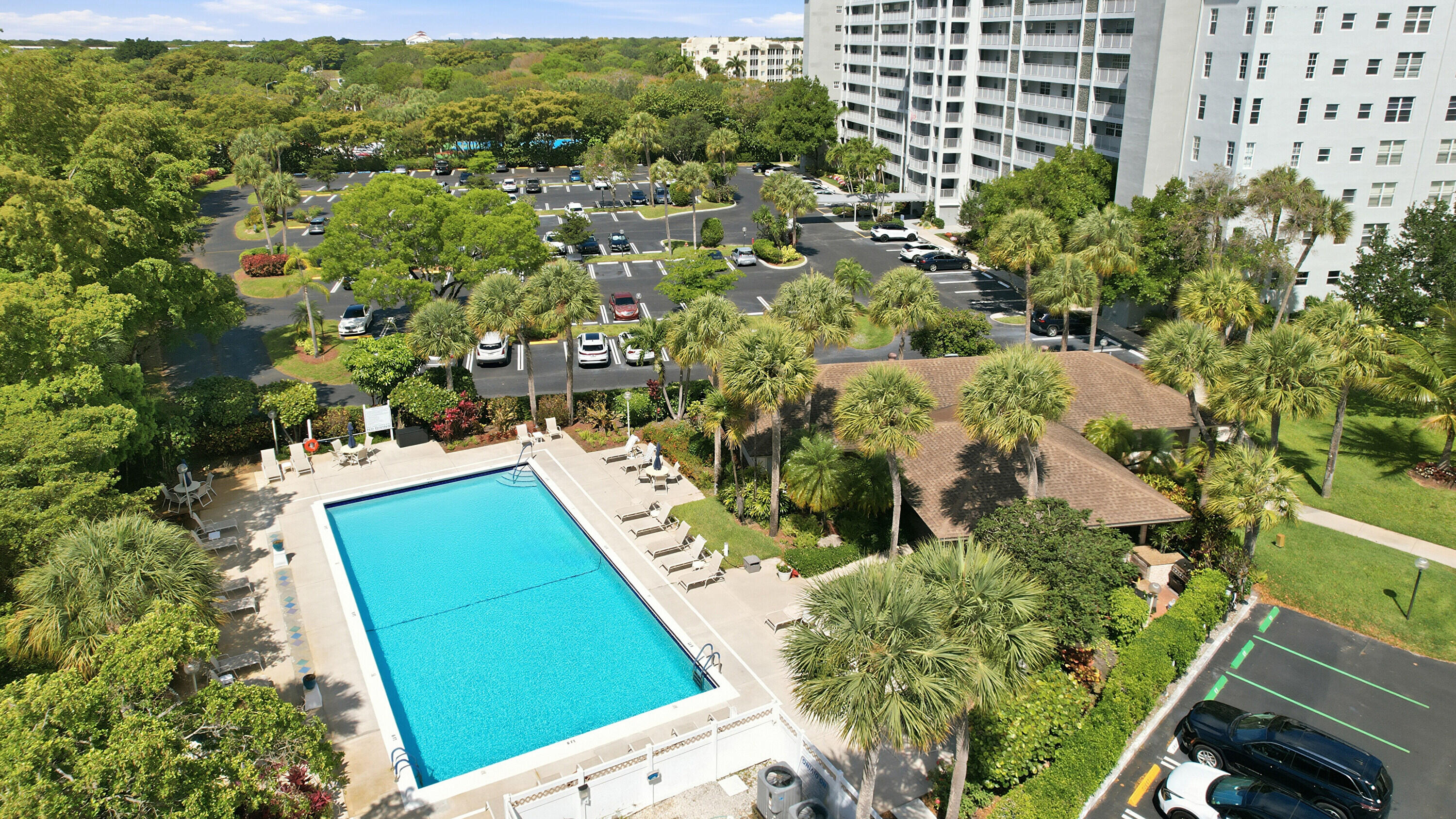 NO 104 PALM-AIRE COUNTRY CLUB - Residential Lease