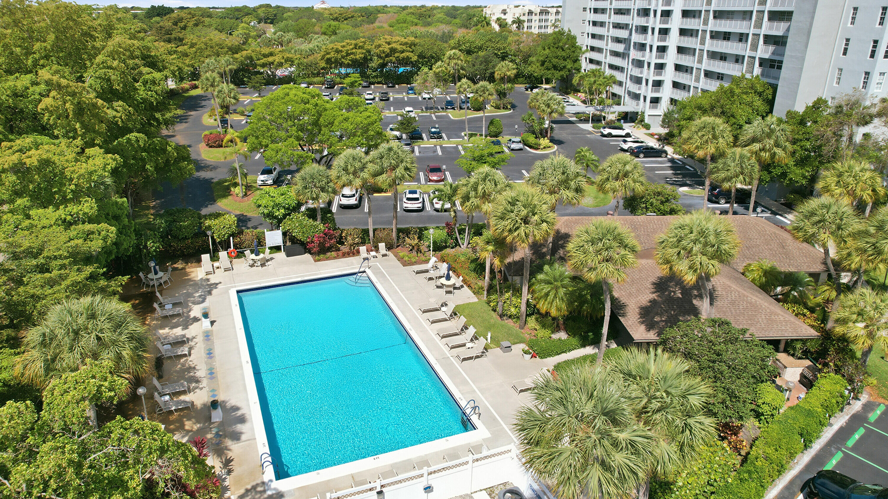 NO 104 PALM-AIRE COUNTRY CLUB - Residential Lease