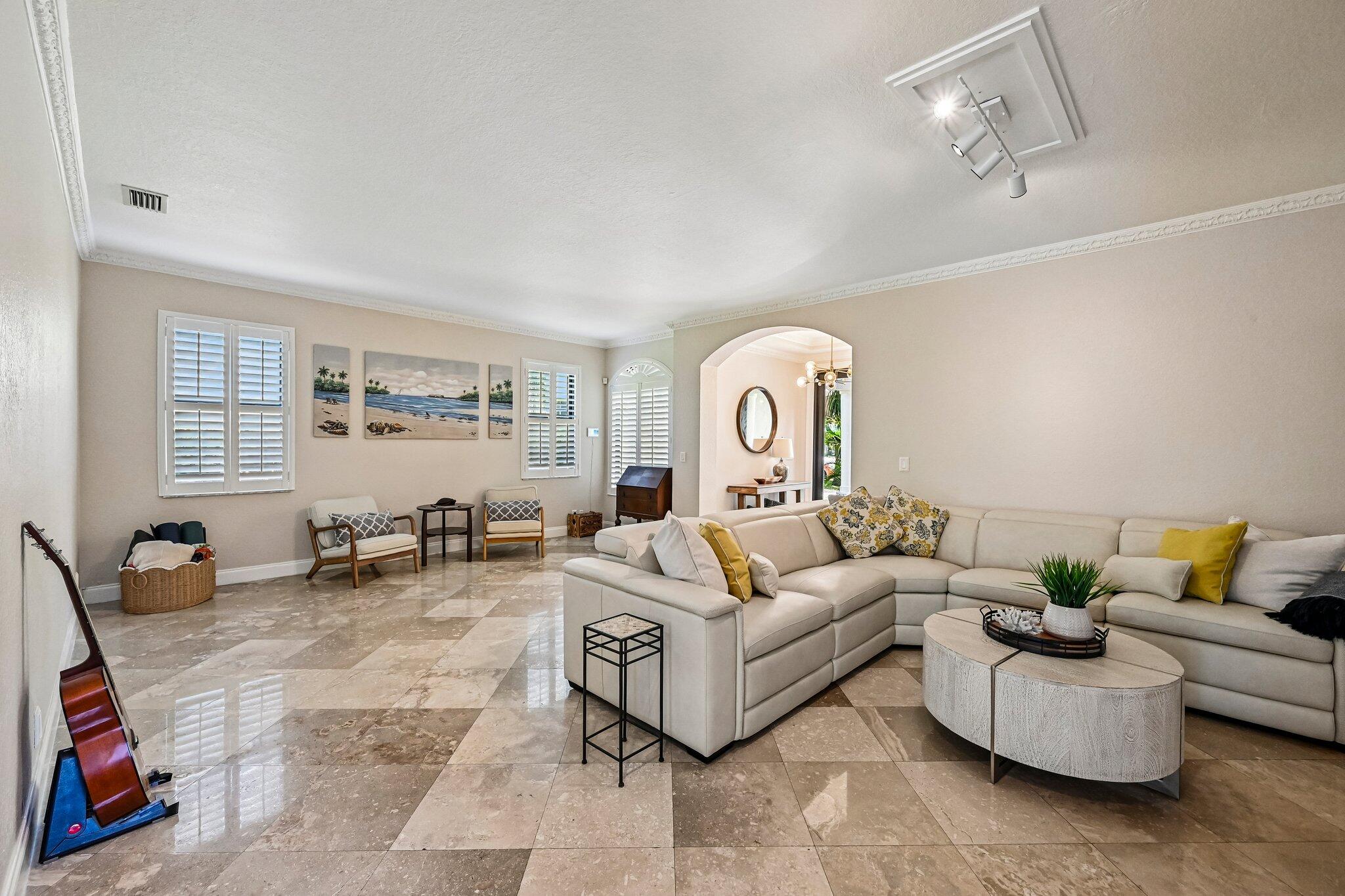 THOUSAND OAKS - Residential