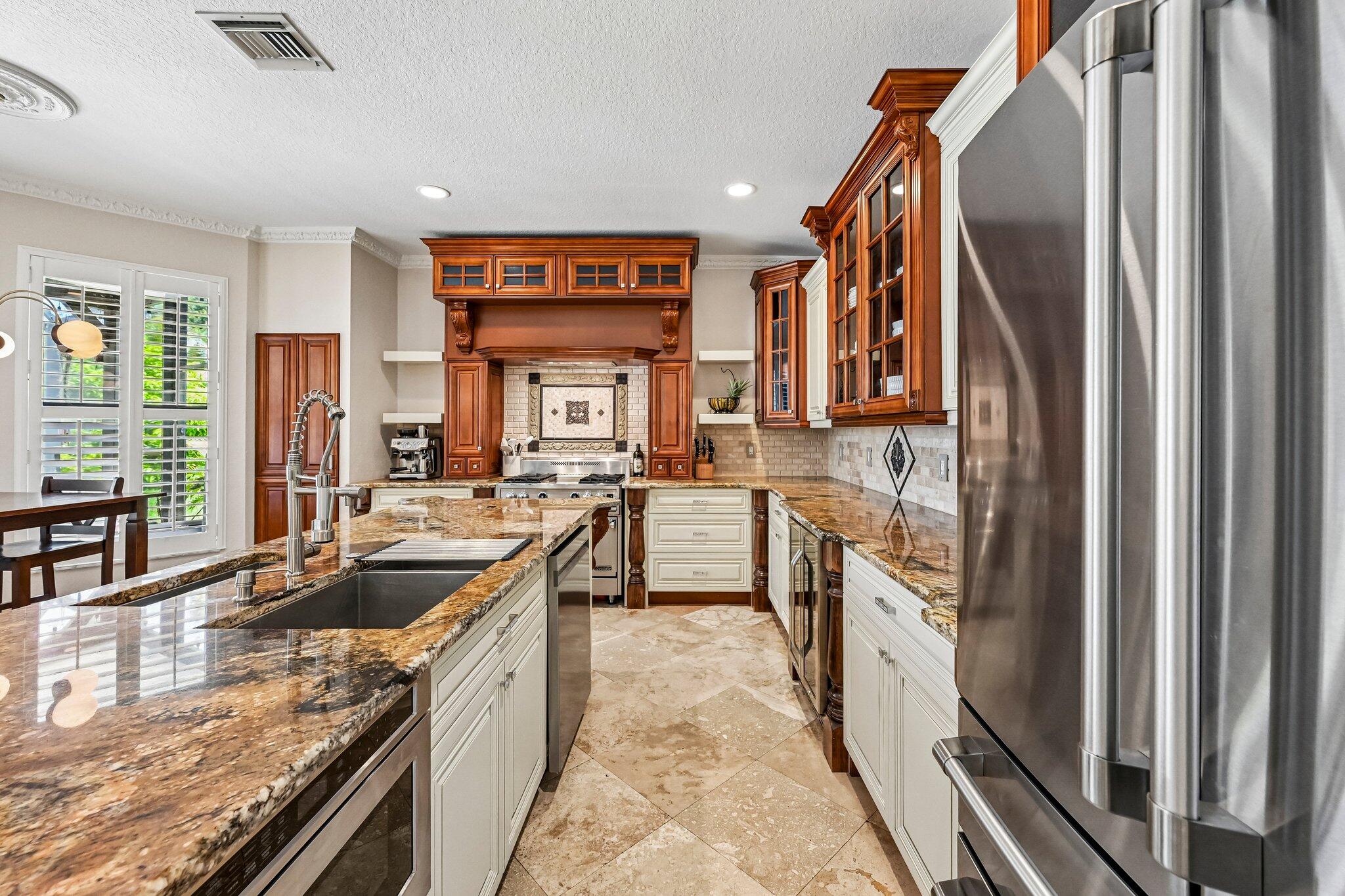 THOUSAND OAKS - Residential