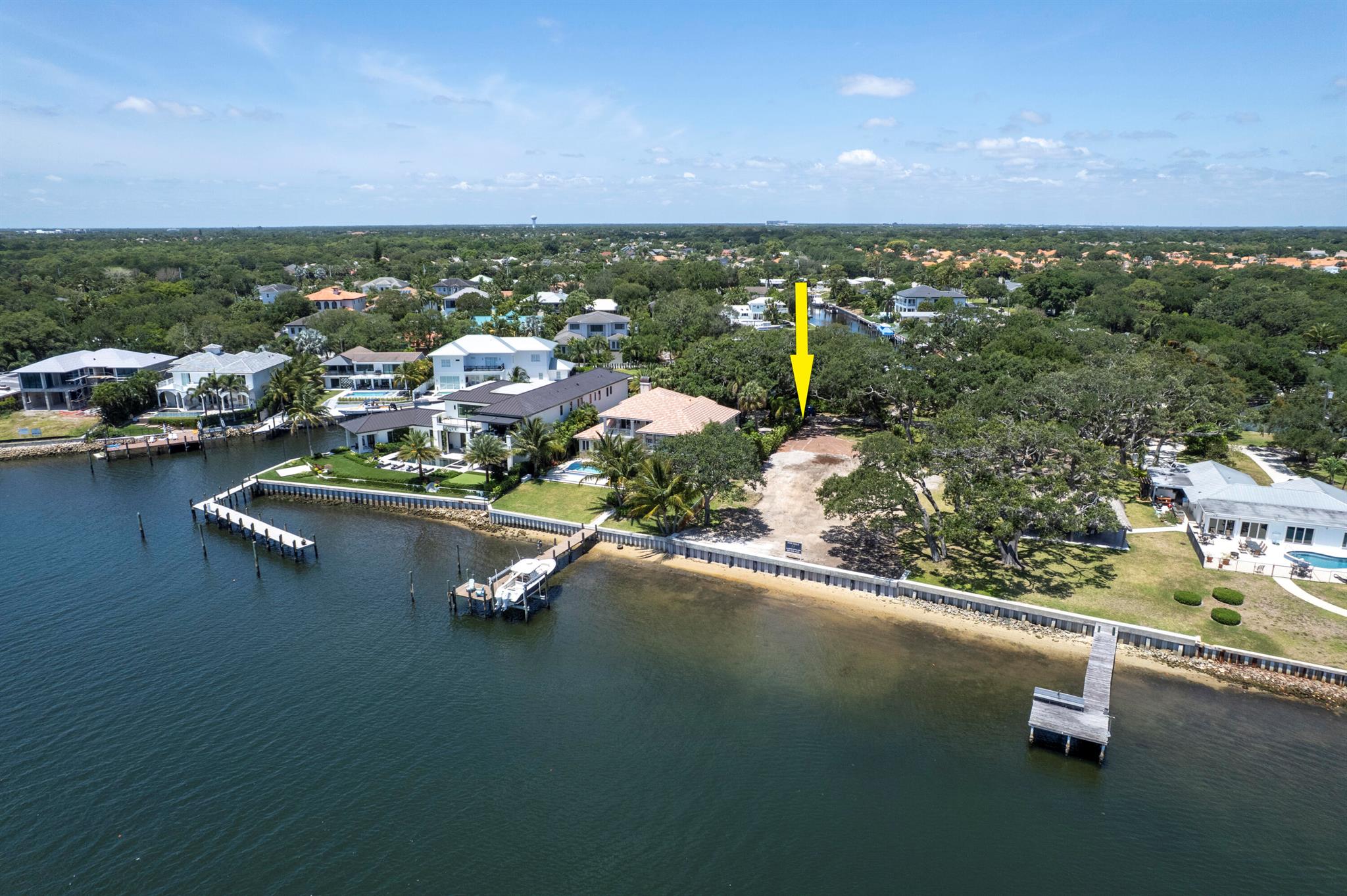 The former home on this property has been removed, leaving a rare opportunity to build your dream residence on one of Palm Beach Gardens' most coveted waterfront locations. This direct Intracoastal lot sits in a No Wake Zone on the widest section of the ICW, offering panoramic wide-water views across to the east. Enjoy breathtaking sunrises and endless boat activity from your backyard.
A new seawall is already in place, and a dock permit has been securedâ€''making this property truly ready for your custom build. This is a one-of-a-kind waterfront lot that combines luxury, location, and lifestyle in the heart of Palm Beach Gardens.
Don't miss this exceptional opportunity to create your dream home and experience the ultimate in South Florida waterfront living.