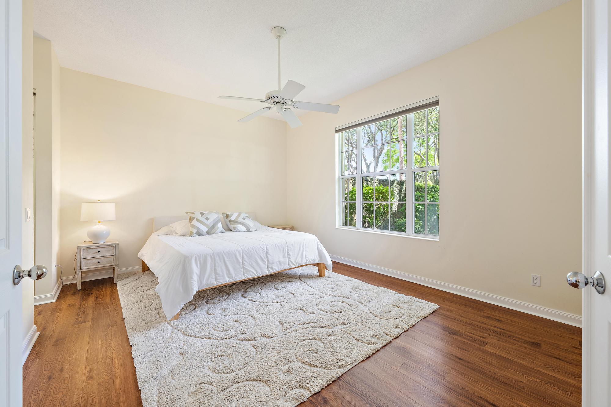 GARDEN OAKS 1 - Residential