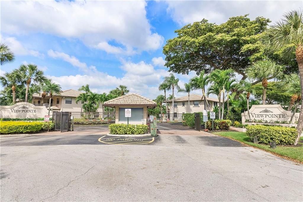 VIEWPOINTE CONDO - Residential