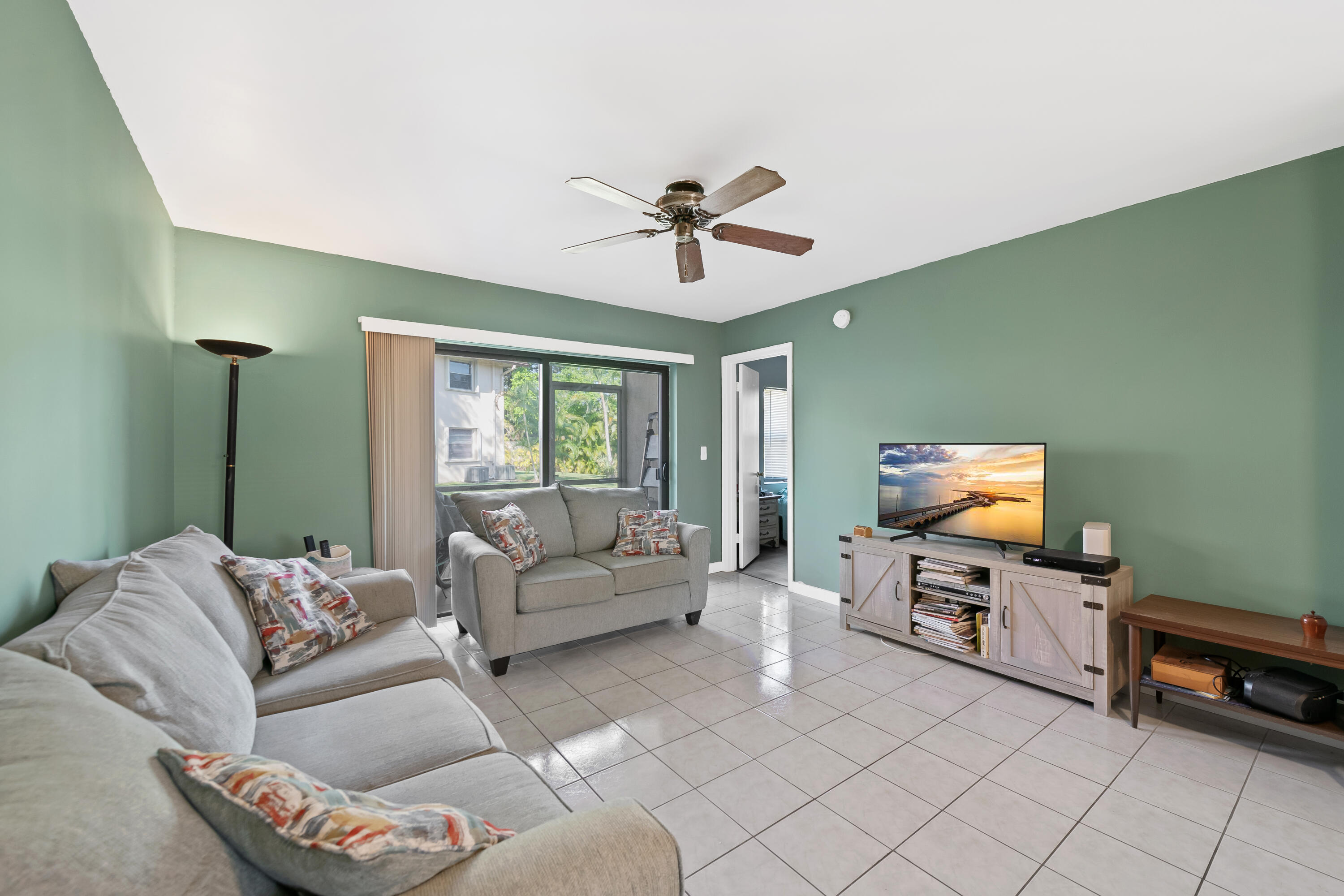 VIEWPOINTE CONDO - Residential