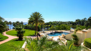 CASTLE HILL - Residential