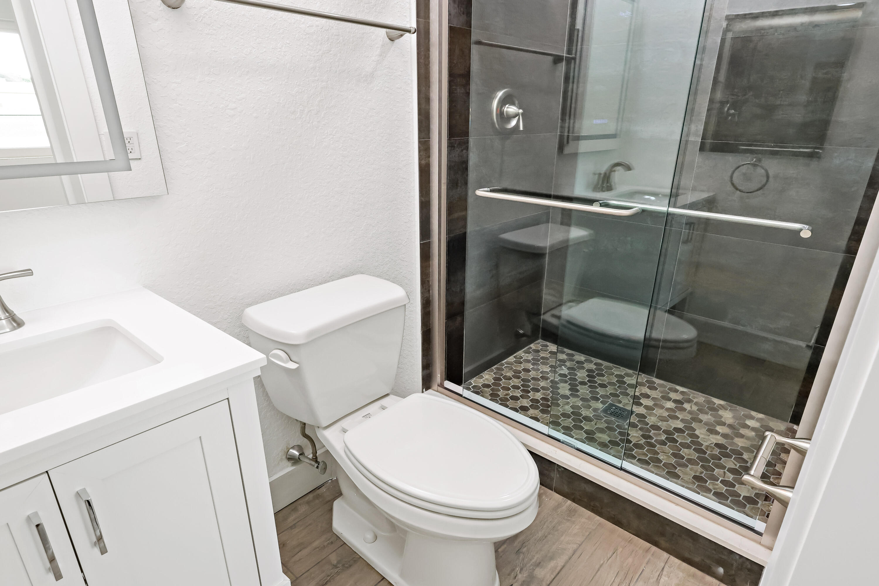 ORANGE GROVE PARK REPLAT - Residential Lease