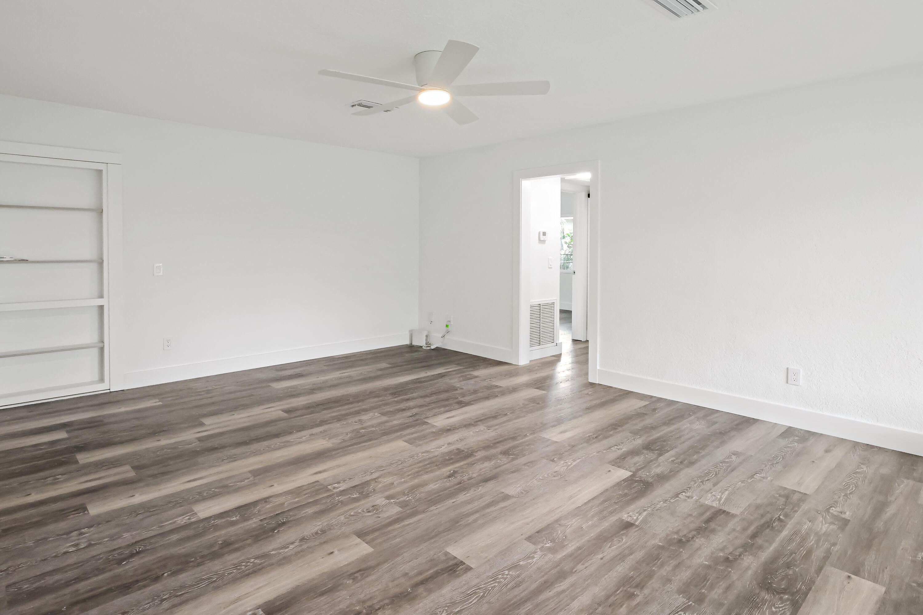 ORANGE GROVE PARK REPLAT - Residential Lease