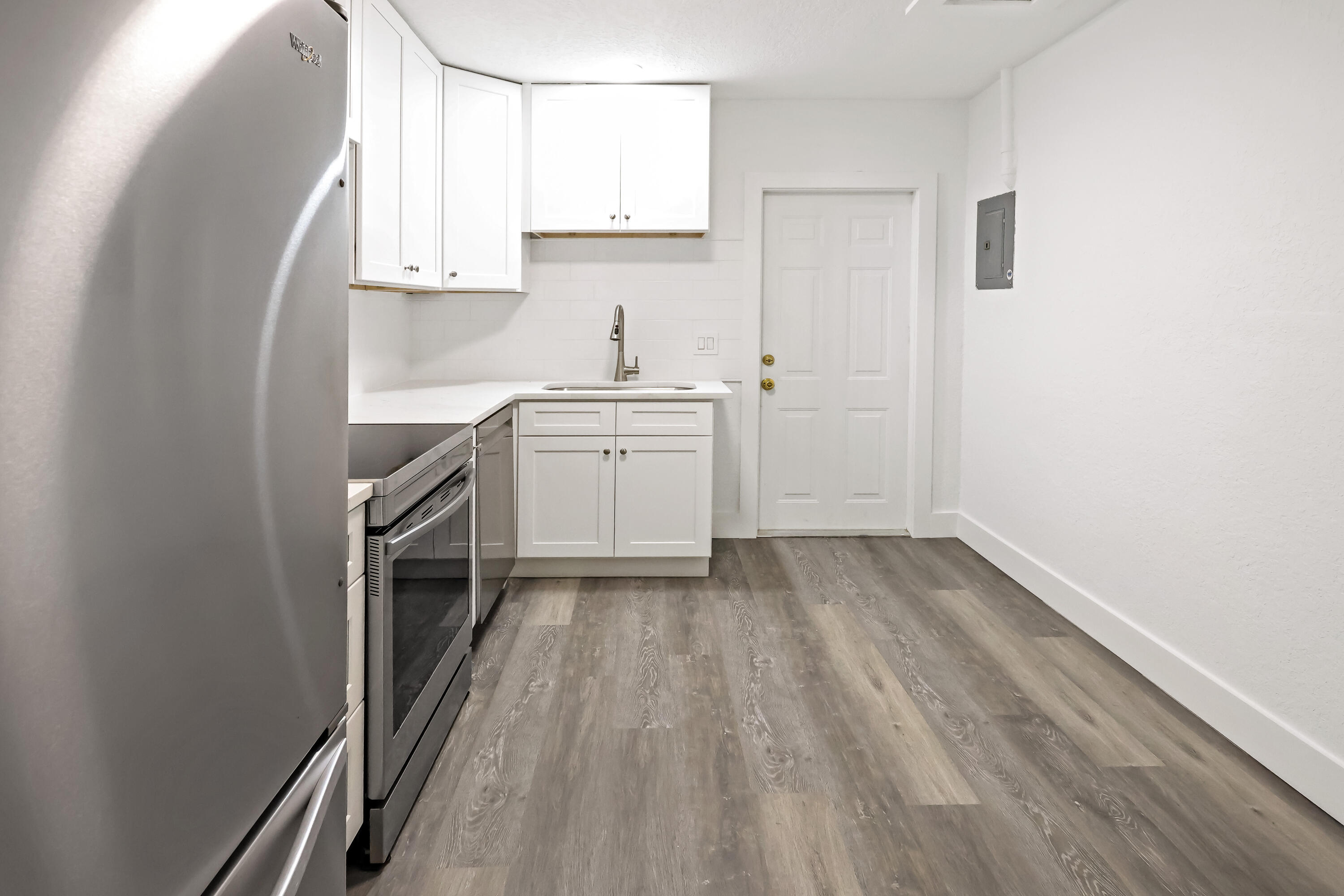 ORANGE GROVE PARK REPLAT - Residential Lease