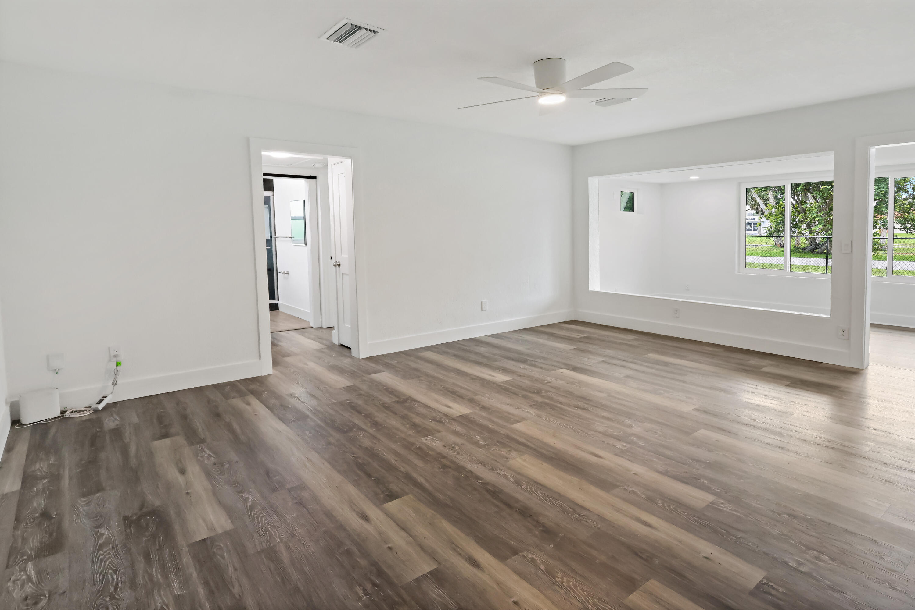 ORANGE GROVE PARK REPLAT - Residential Lease
