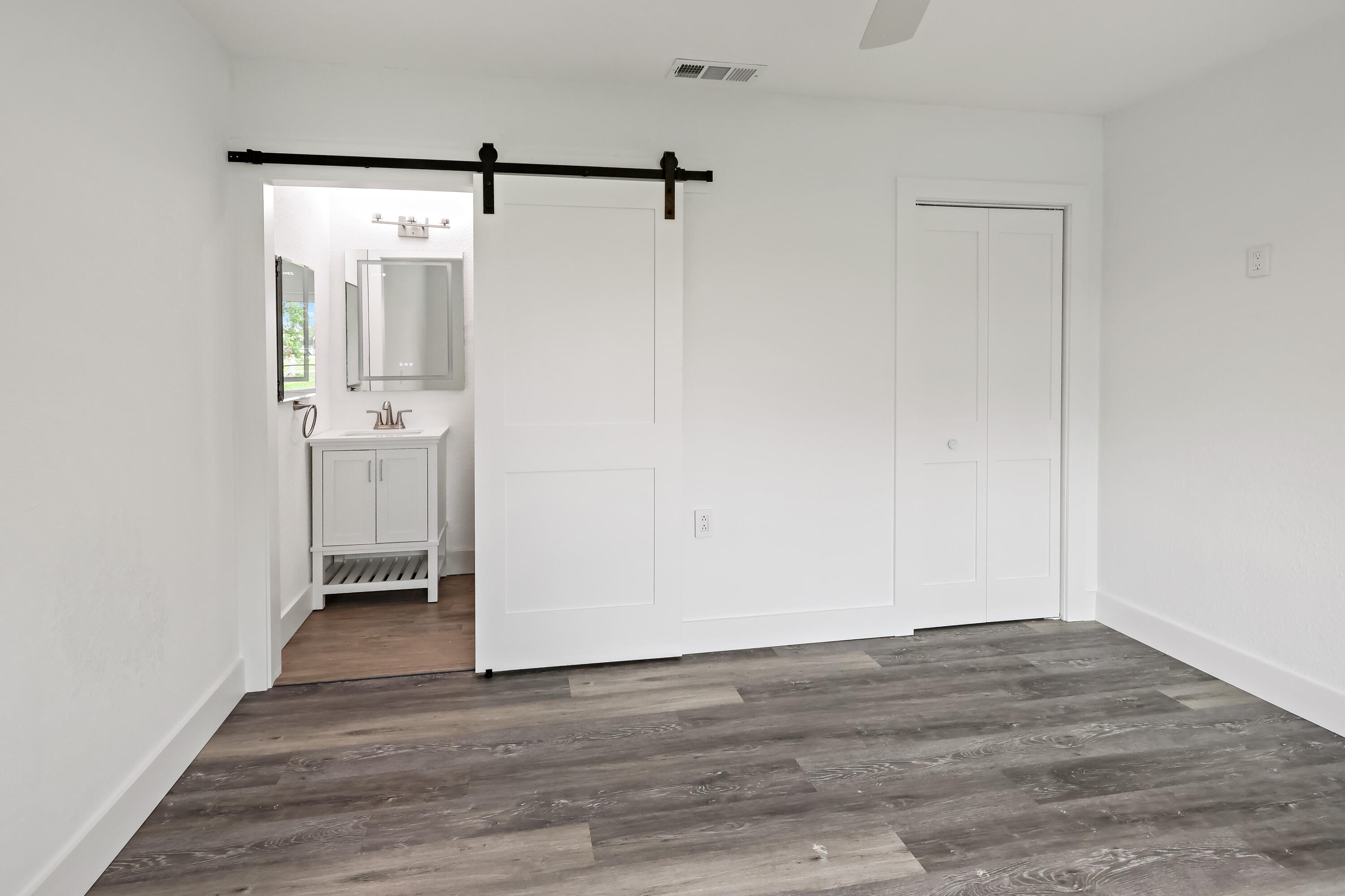 ORANGE GROVE PARK REPLAT - Residential Lease