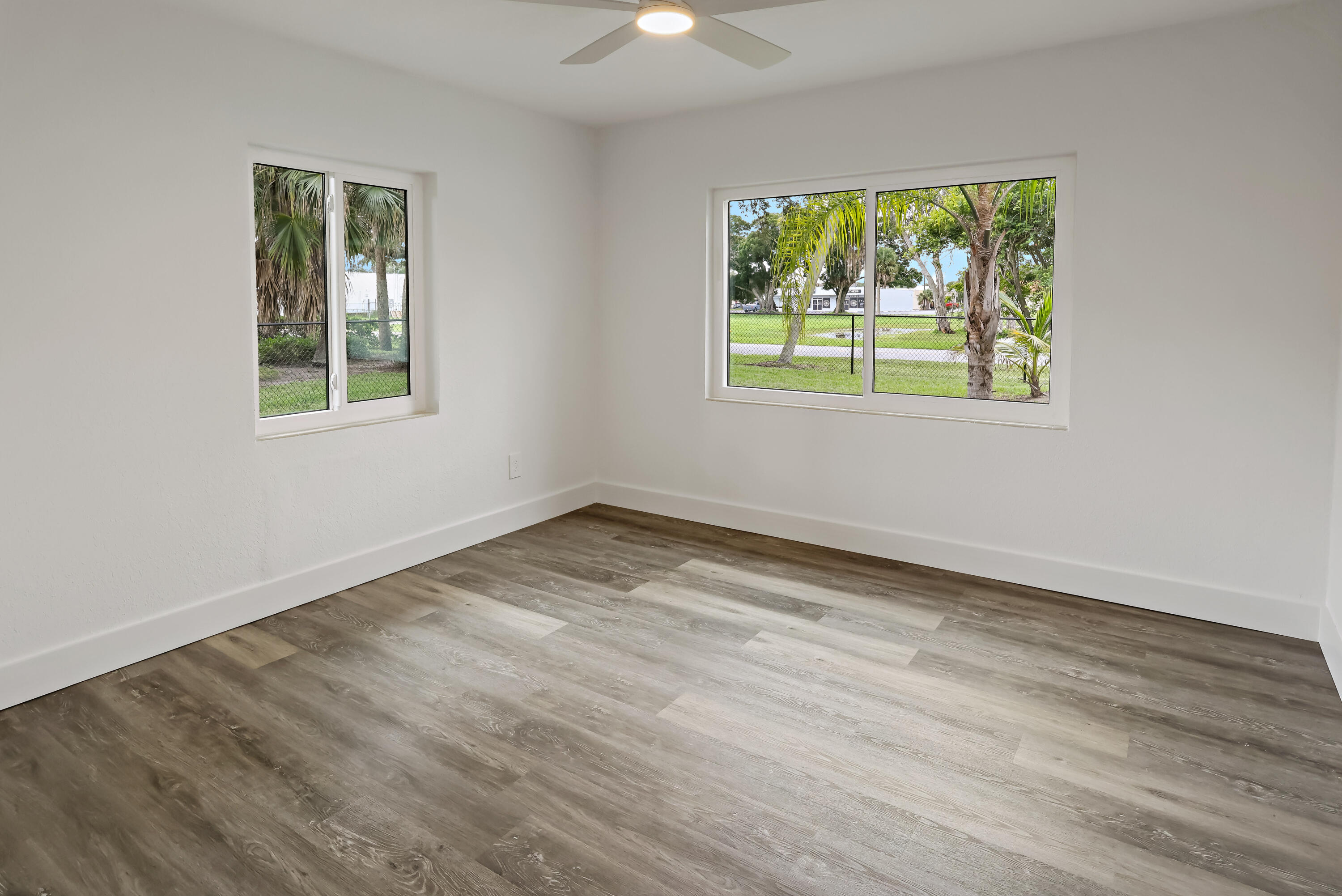 ORANGE GROVE PARK REPLAT - Residential Lease
