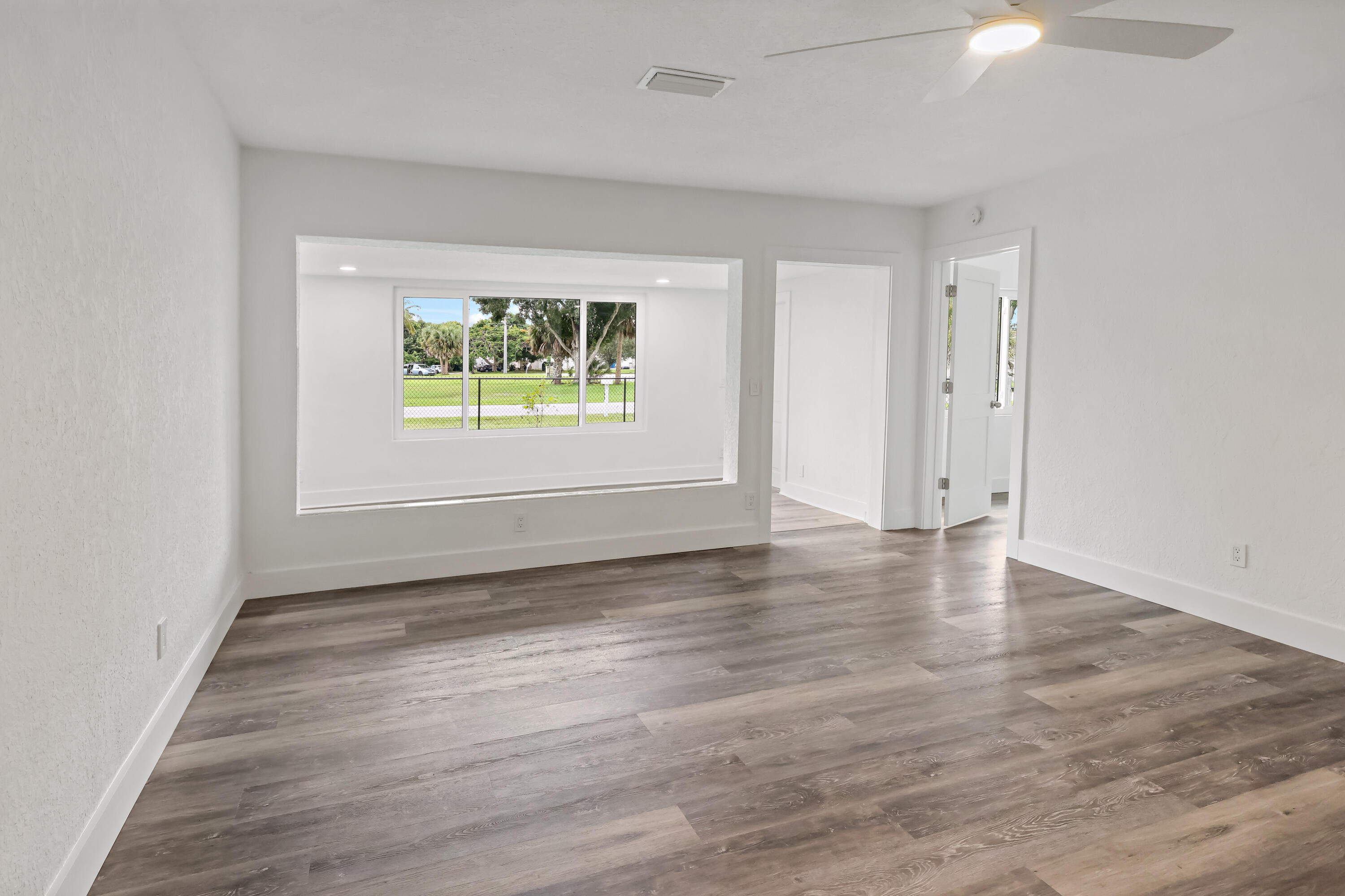 ORANGE GROVE PARK REPLAT - Residential Lease