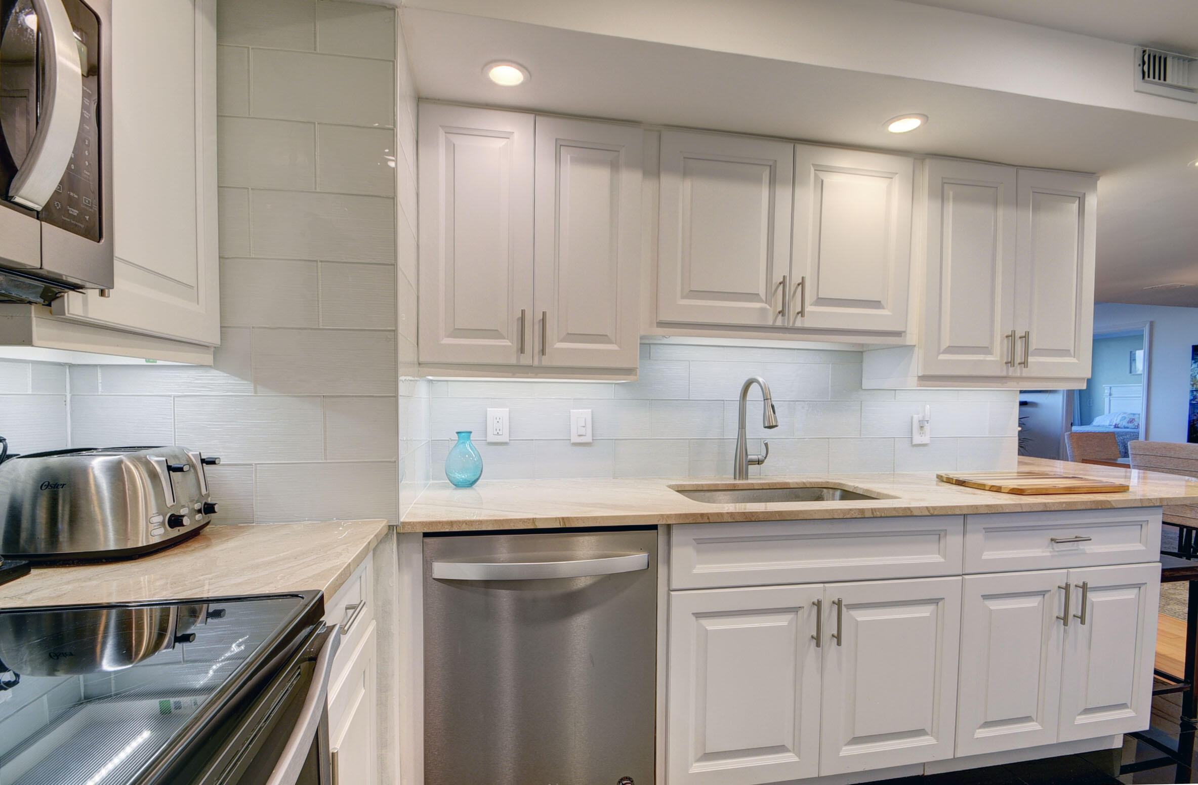 PALM BEACH HOUSE CONDO - Residential