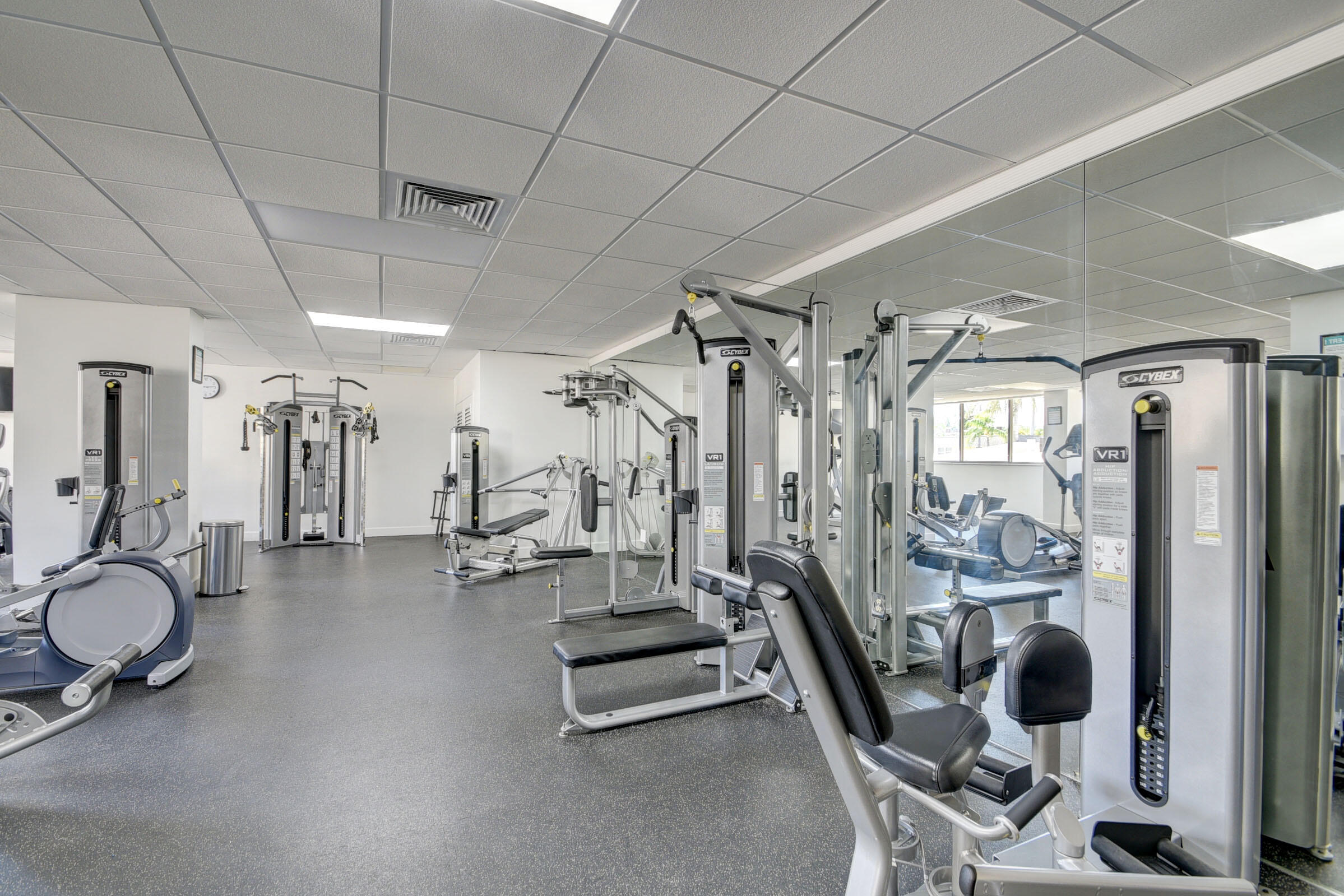 PALM BEACH HOUSE CONDO - Residential