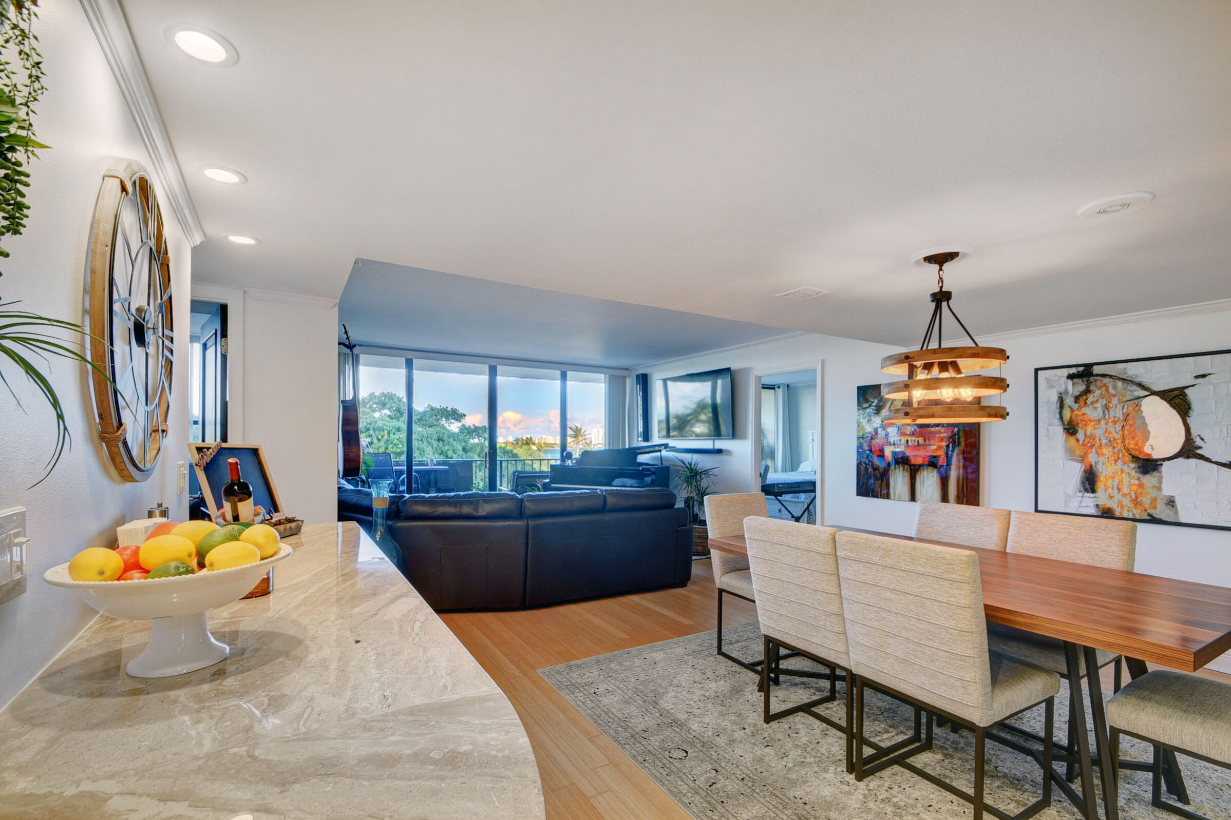 PALM BEACH HOUSE CONDO - Residential