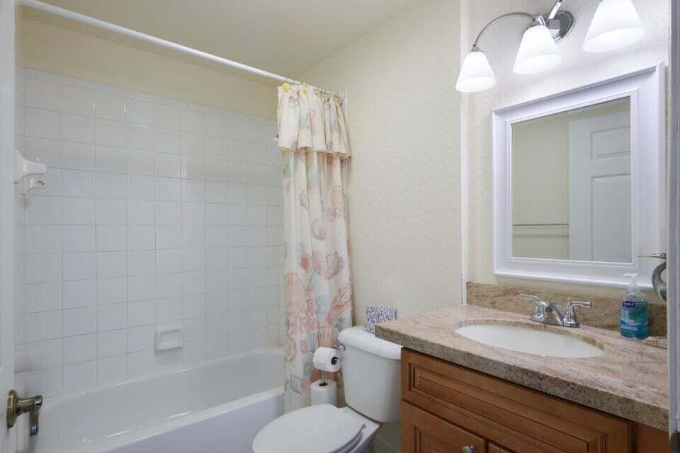 FLAGLER POINTE CONDO - Residential