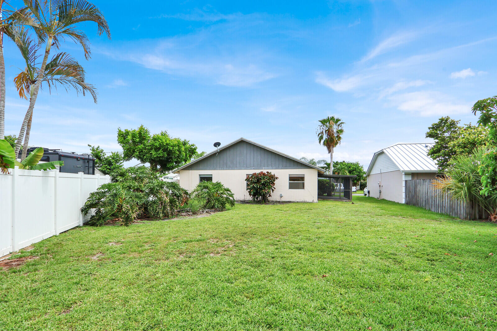 INDIAN CREEK PH IX - Residential Lease