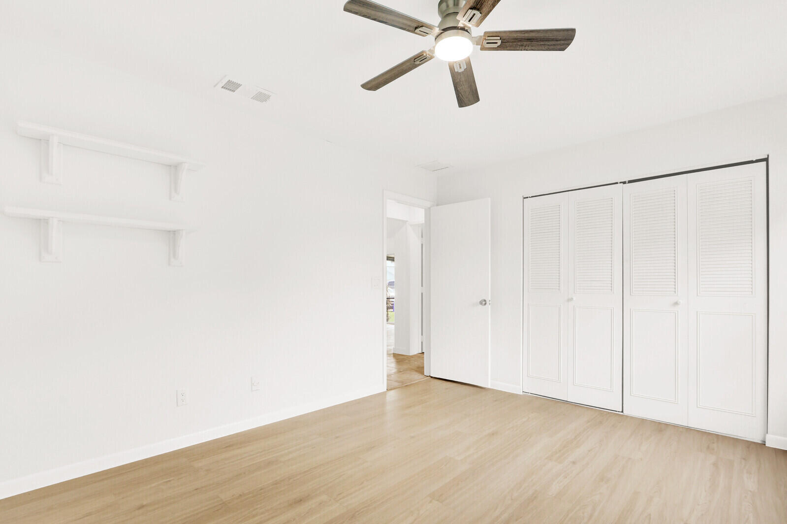 INDIAN CREEK PH IX - Residential Lease