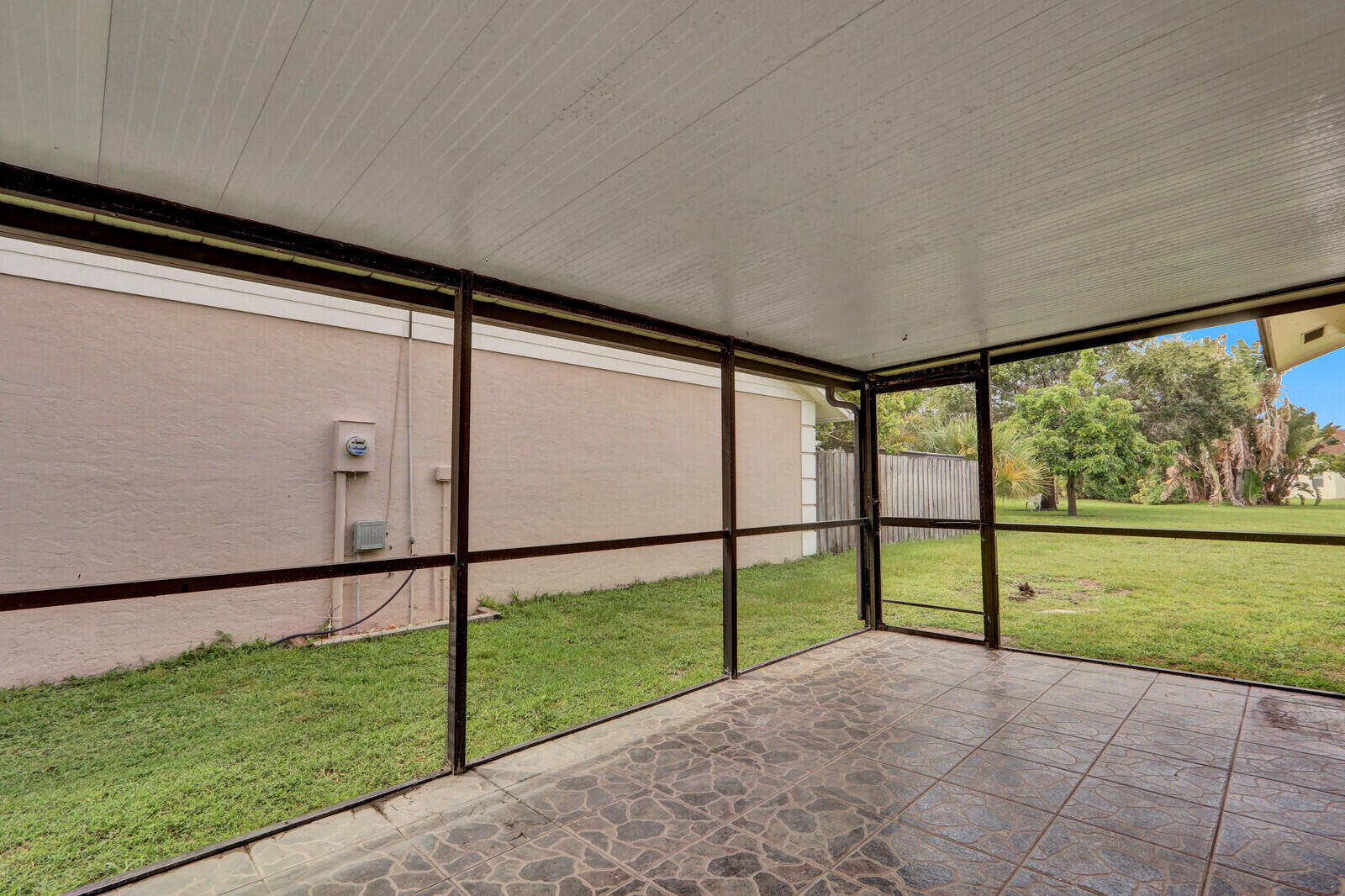 INDIAN CREEK PH IX - Residential Lease