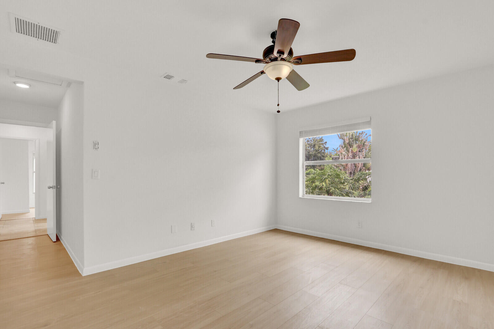 INDIAN CREEK PH IX - Residential Lease