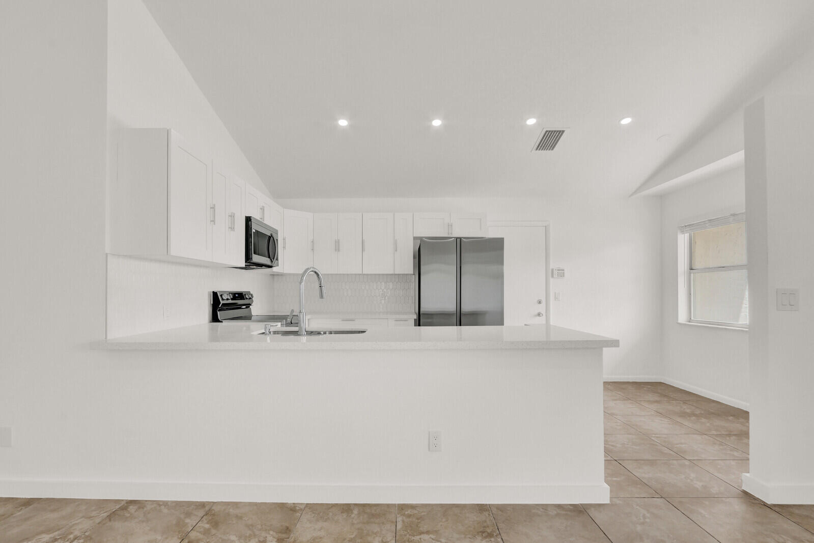 INDIAN CREEK PH IX - Residential Lease
