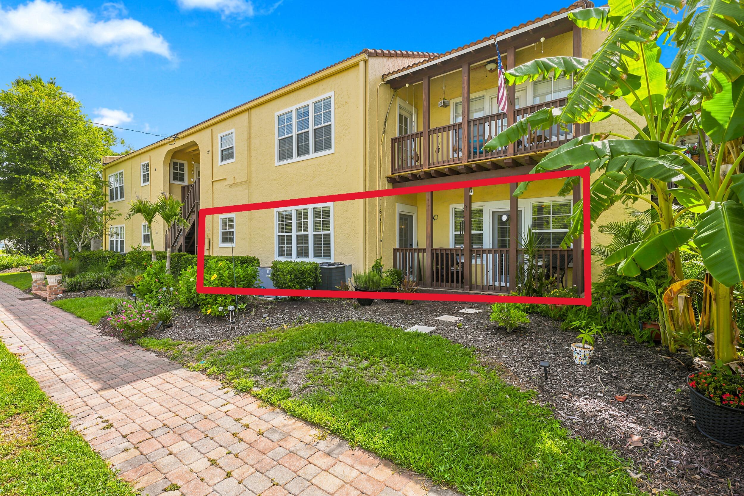SAN LUCIE PLAZA SUBDIVISION UNIT 1 - Residential