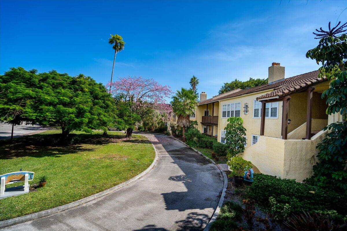 SAN LUCIE PLAZA SUBDIVISION UNIT 1 - Residential
