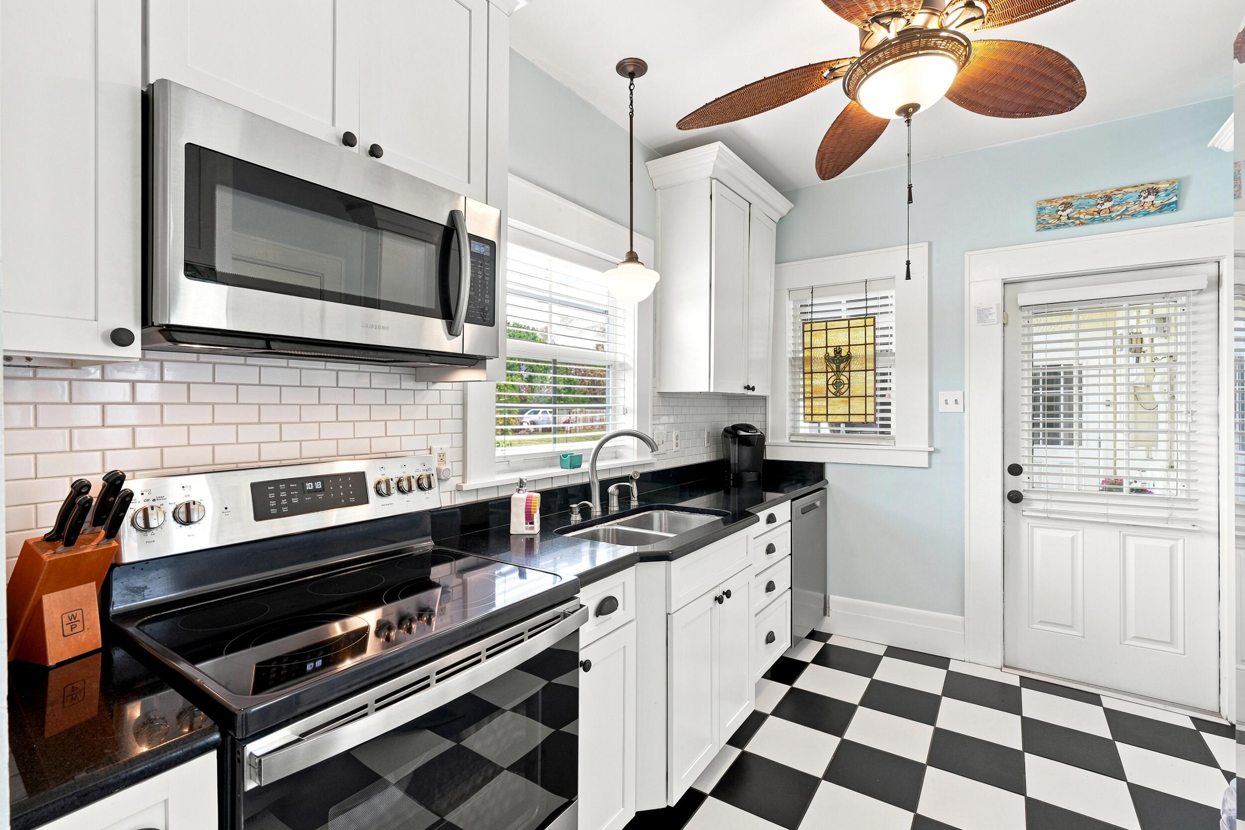 SAN LUCIE PLAZA SUBDIVISION UNIT 1 - Residential