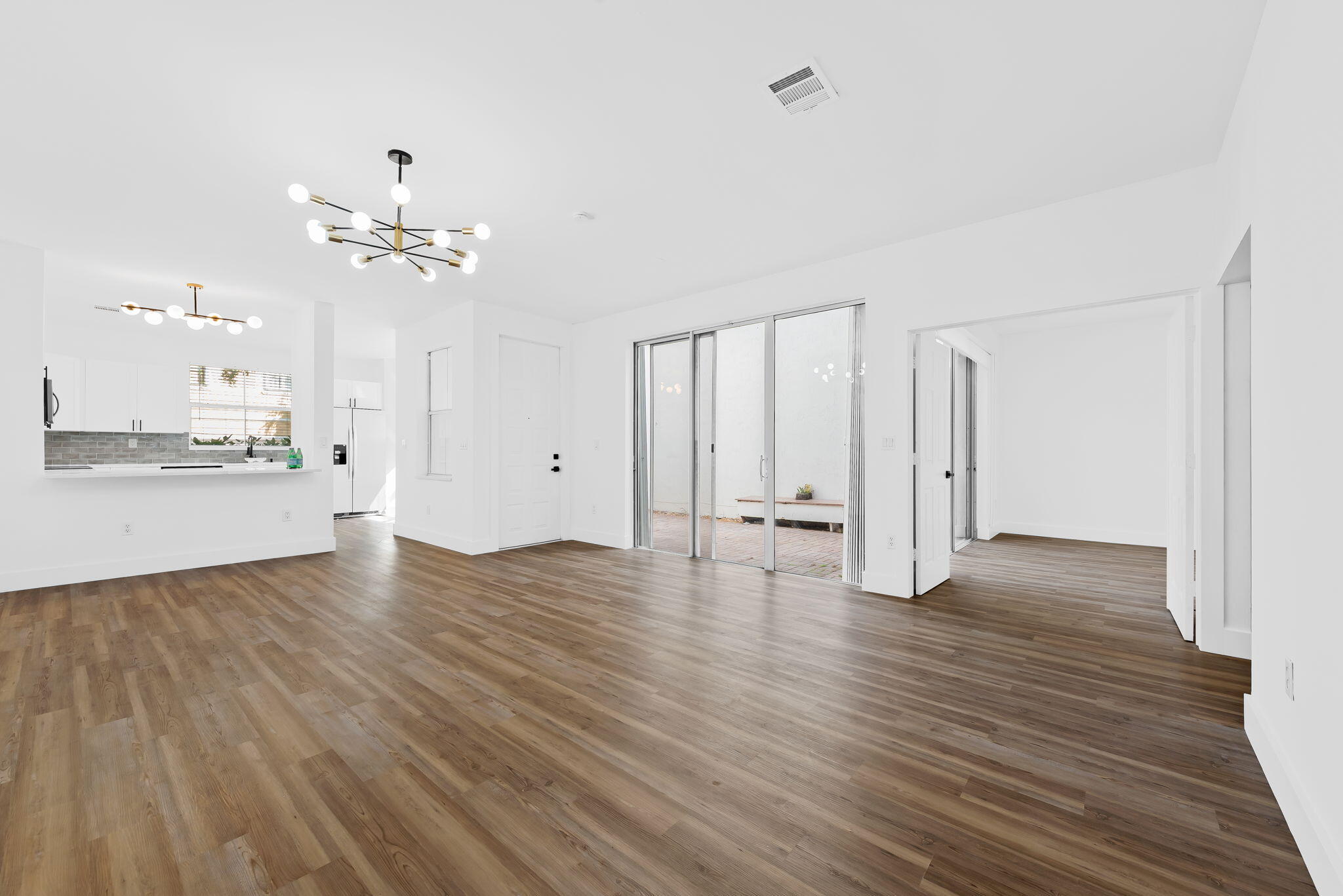 WEST LAKE VILLAGE - Residential Lease