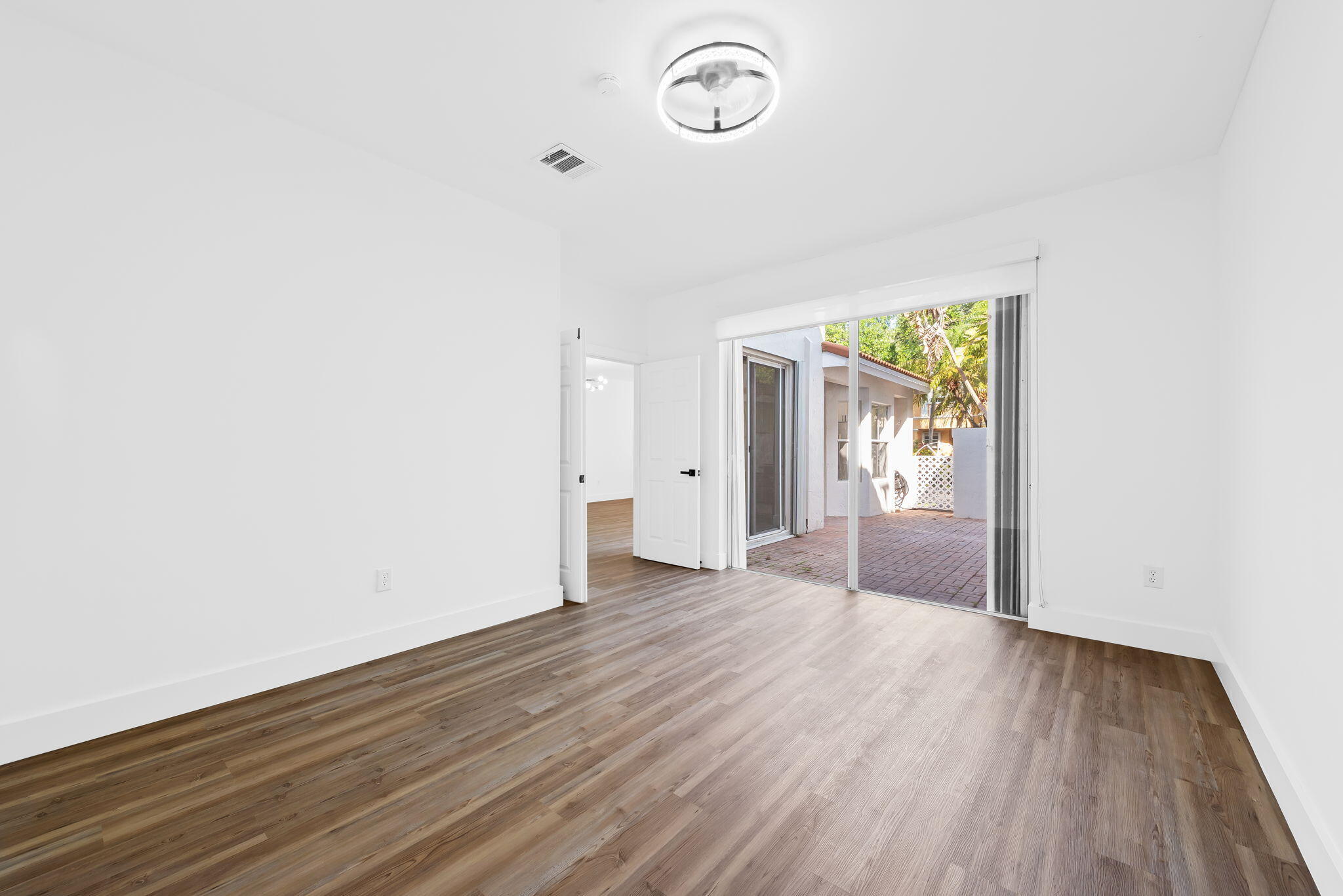 WEST LAKE VILLAGE - Residential Lease