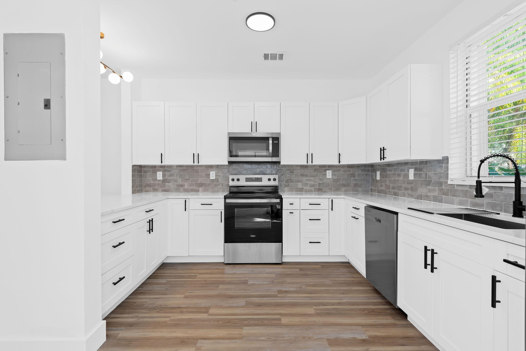 WEST LAKE VILLAGE - Residential Lease