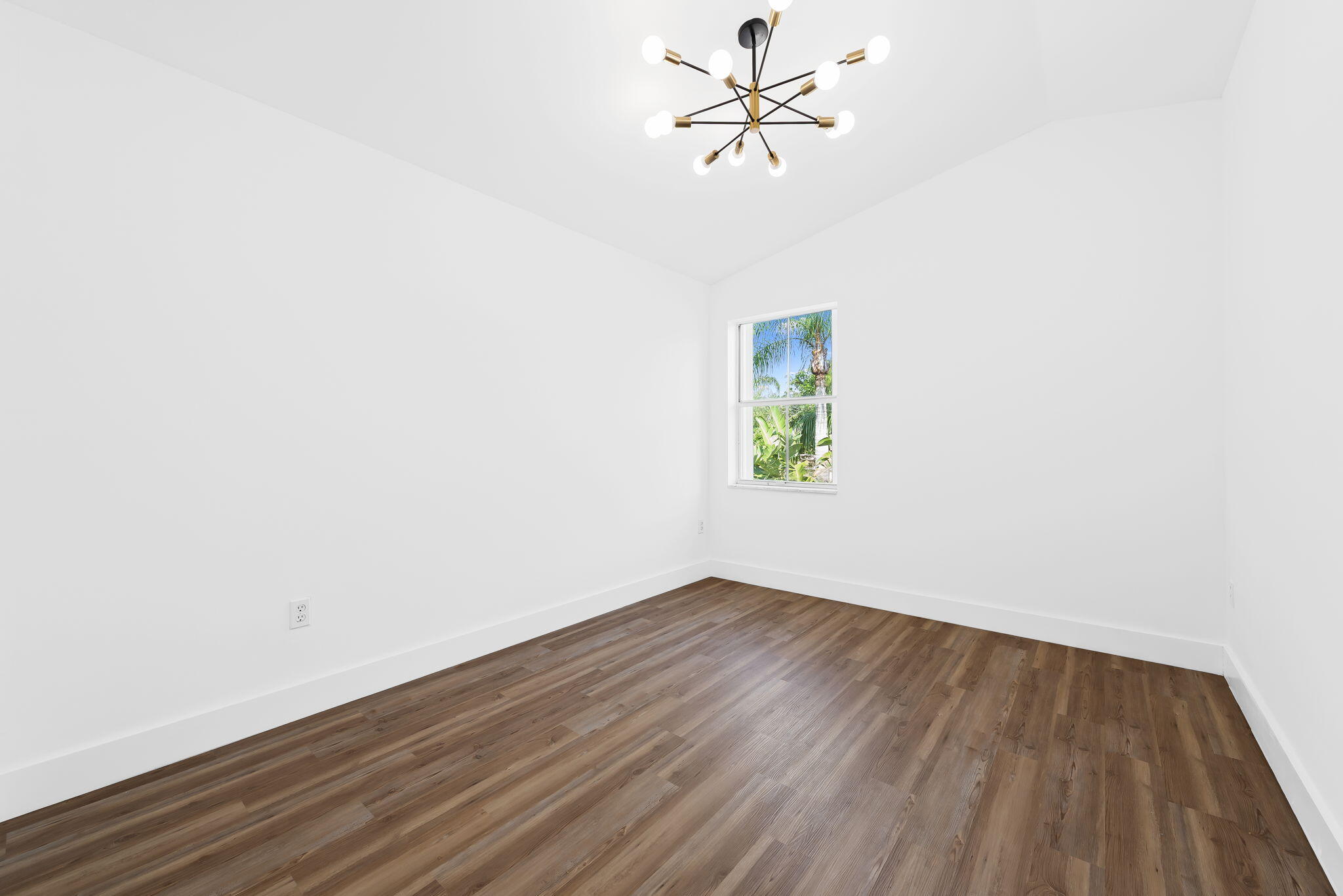 WEST LAKE VILLAGE - Residential Lease