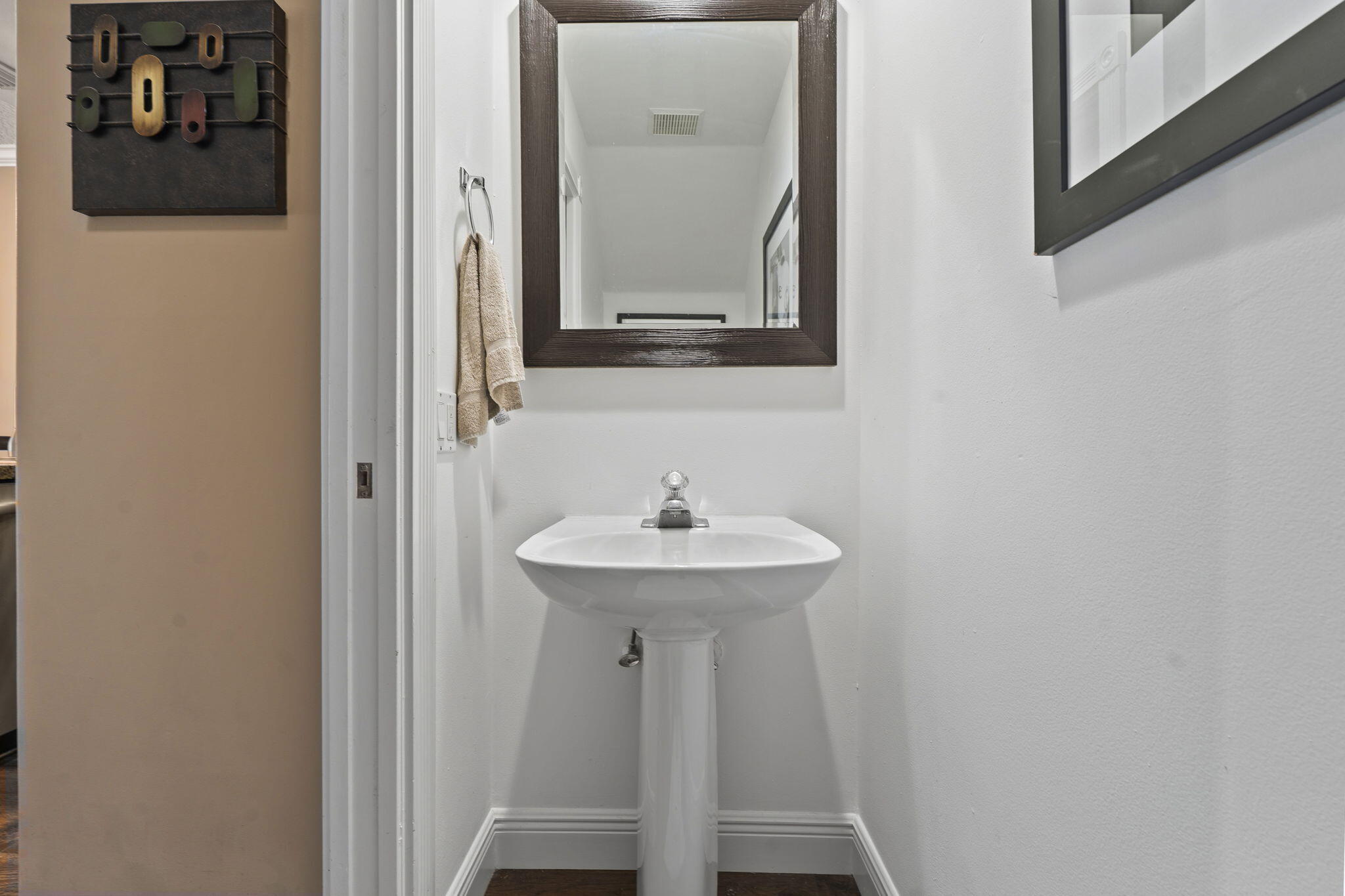 Tequesta Oaks - Residential