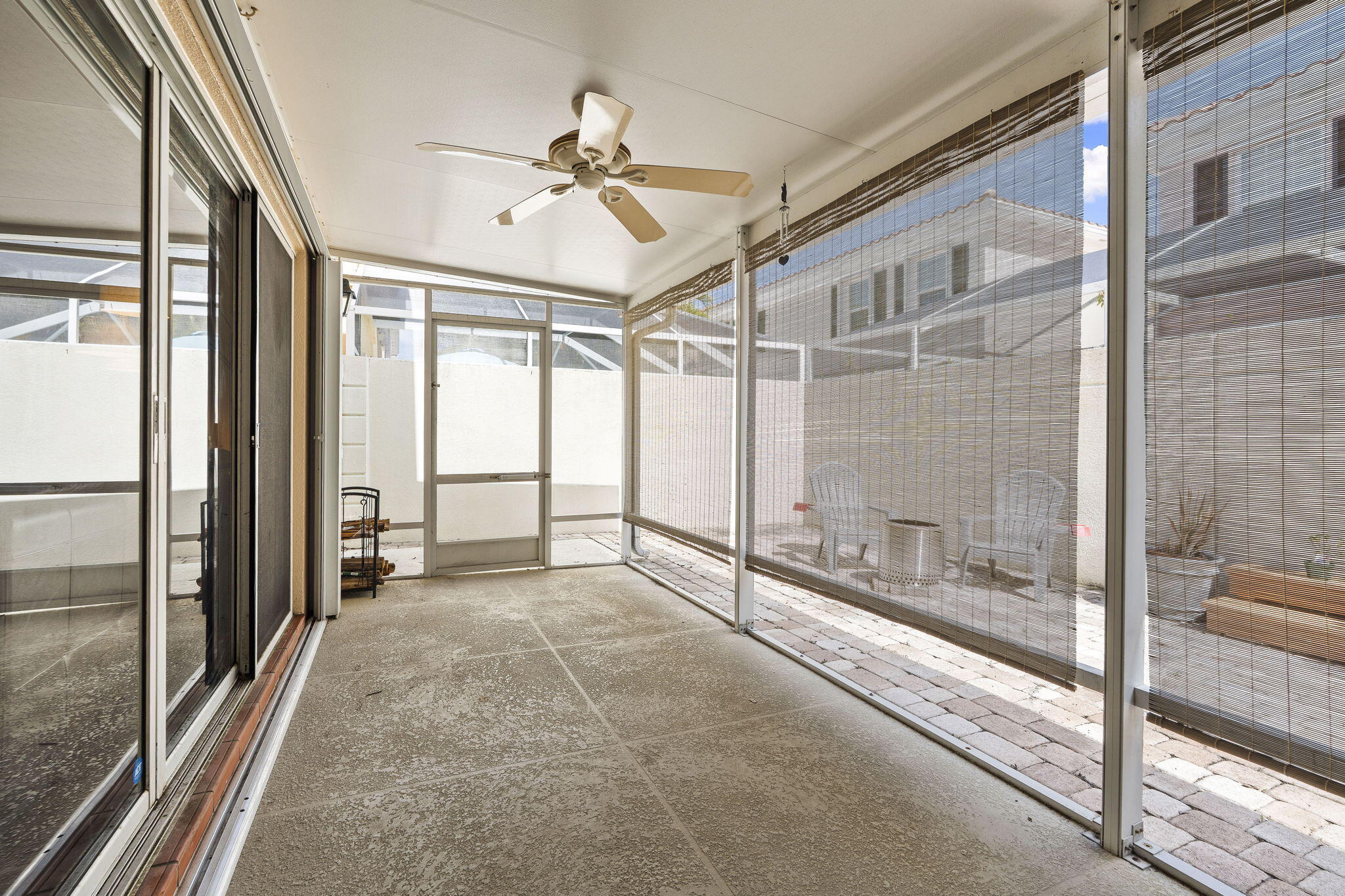 Tequesta Oaks - Residential
