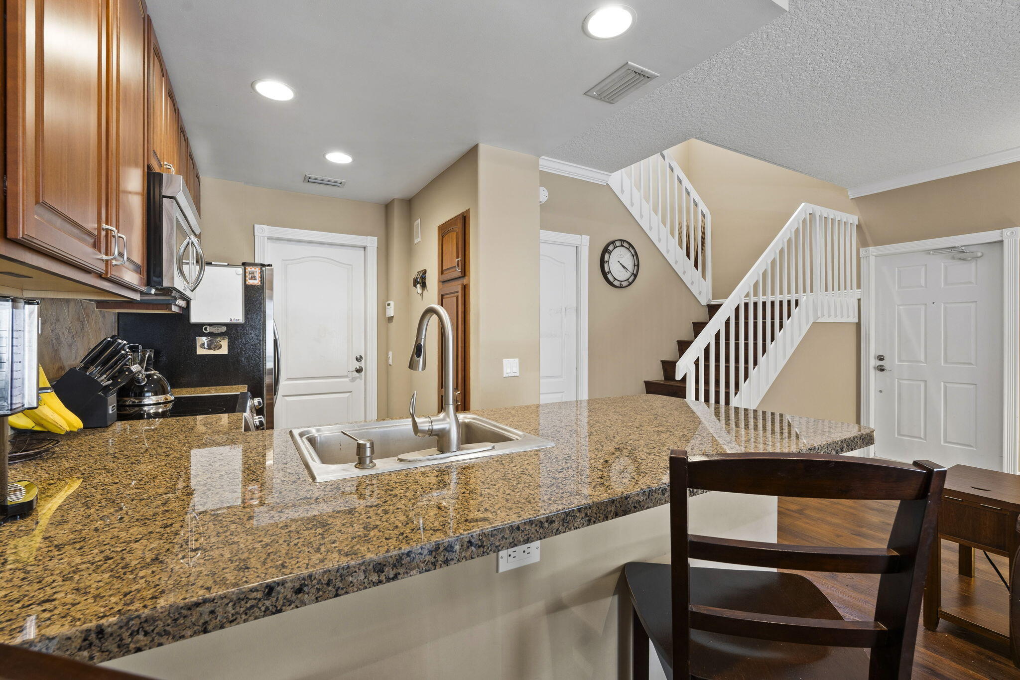 Tequesta Oaks - Residential