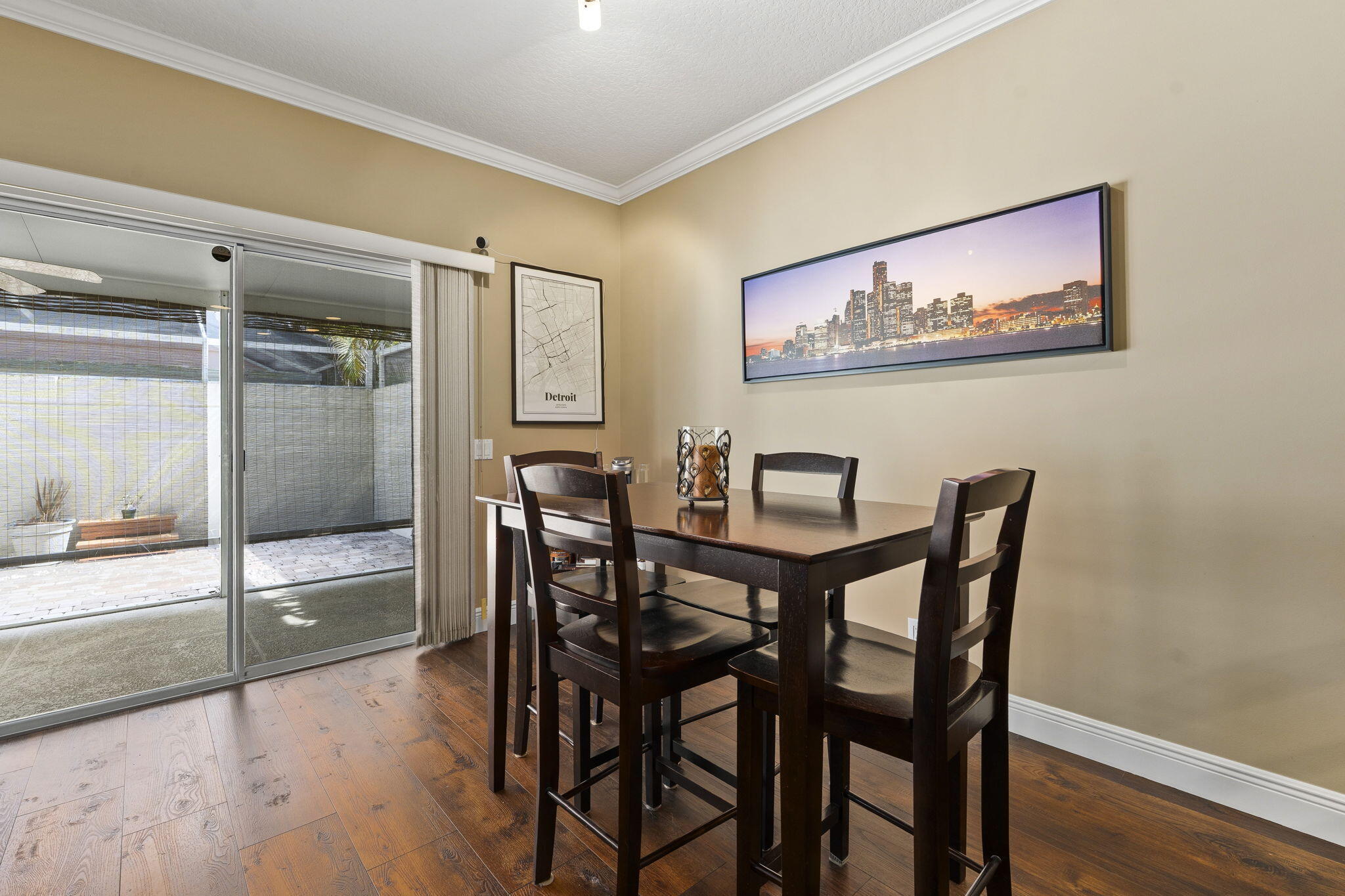 Tequesta Oaks - Residential